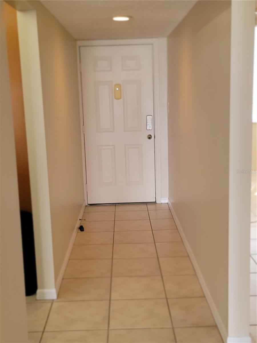 Image 4 of 32 For 2424 W Tampa Bay Blvd  M-201