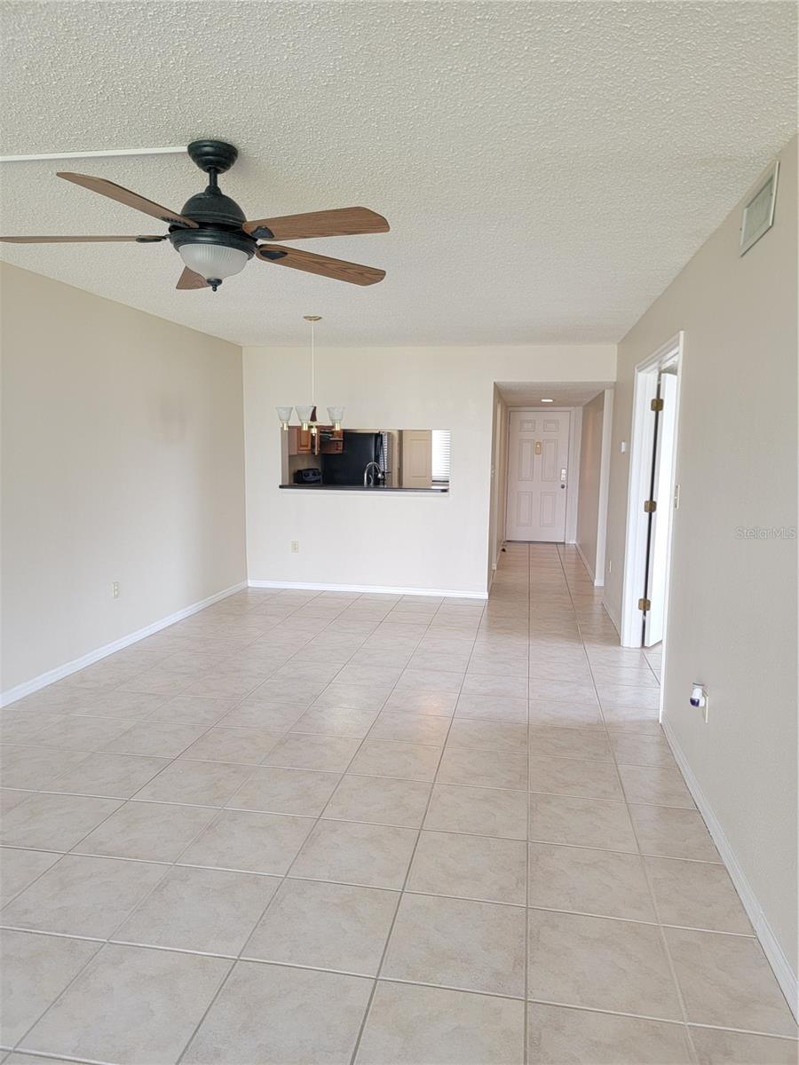 Image 5 of 32 For 2424 W Tampa Bay Blvd  M-201