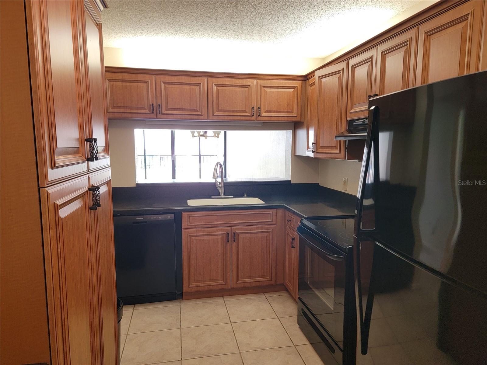 Image 8 of 32 For 2424 W Tampa Bay Blvd  M-201