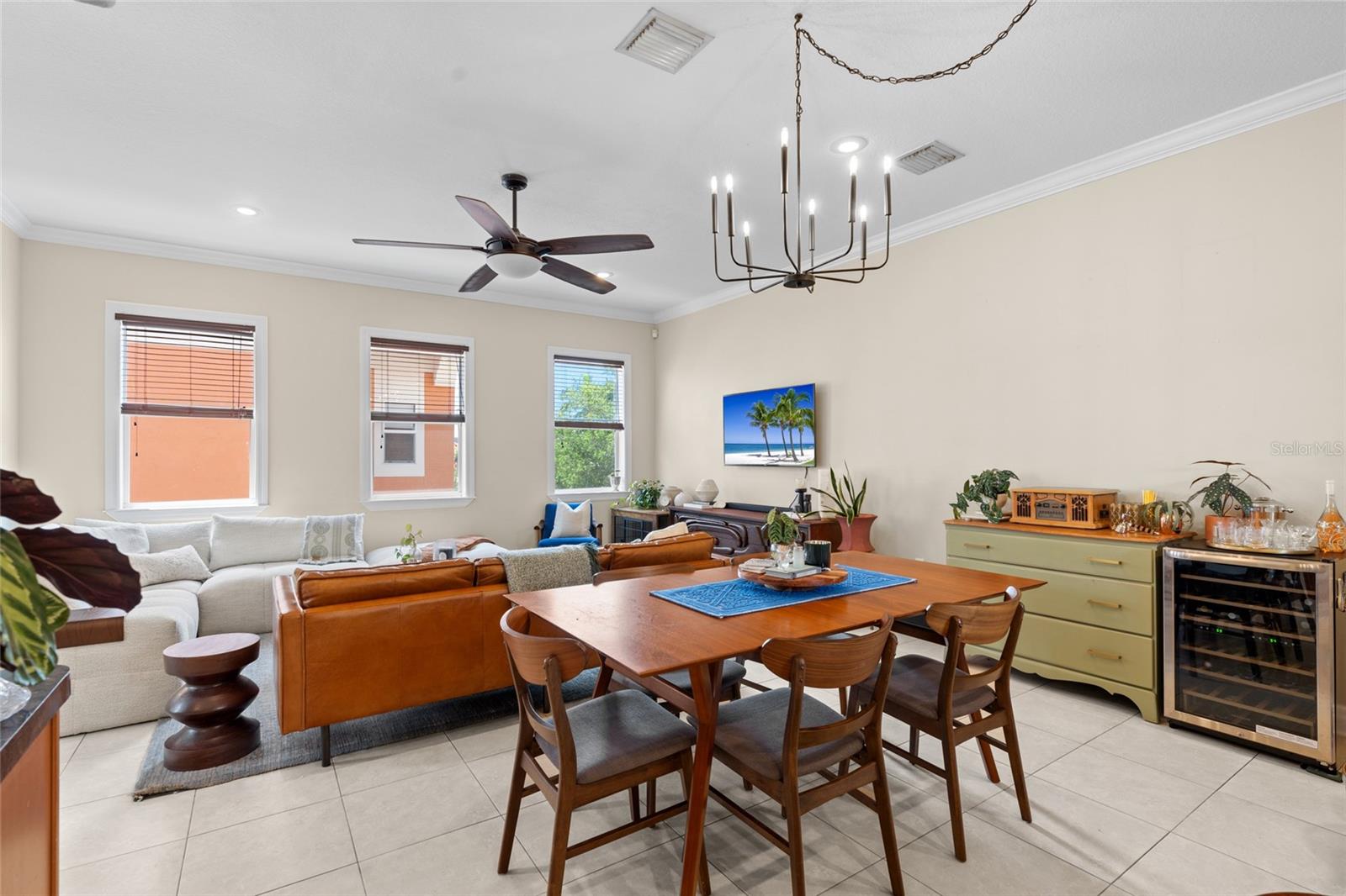 Image 14 of 52 For 904 Villa Venicia Way