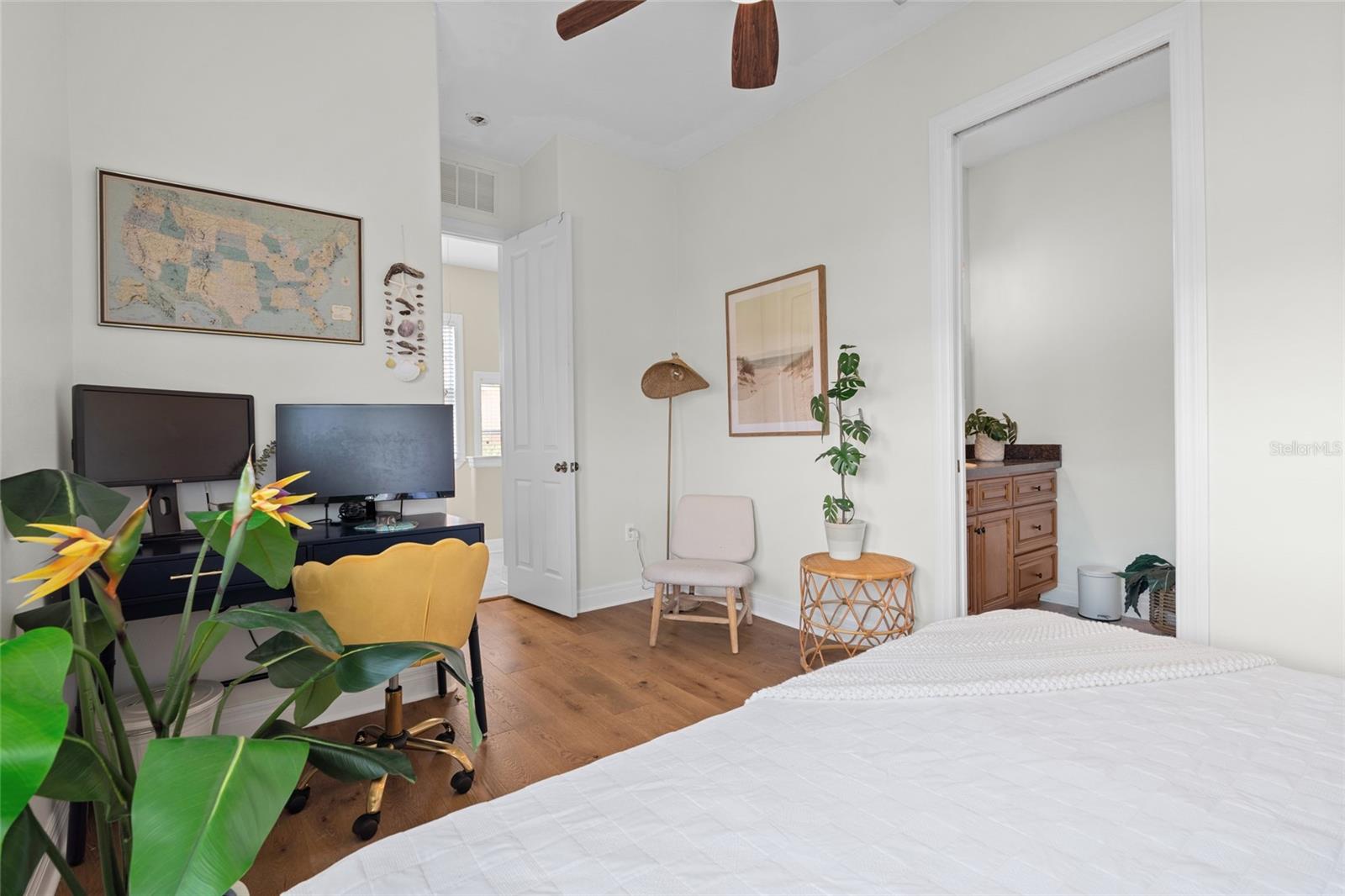 Image 34 of 52 For 904 Villa Venicia Way