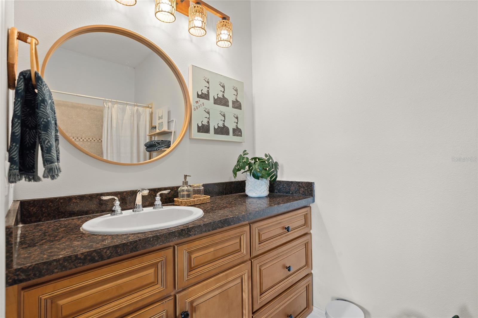 Image 35 of 52 For 904 Villa Venicia Way