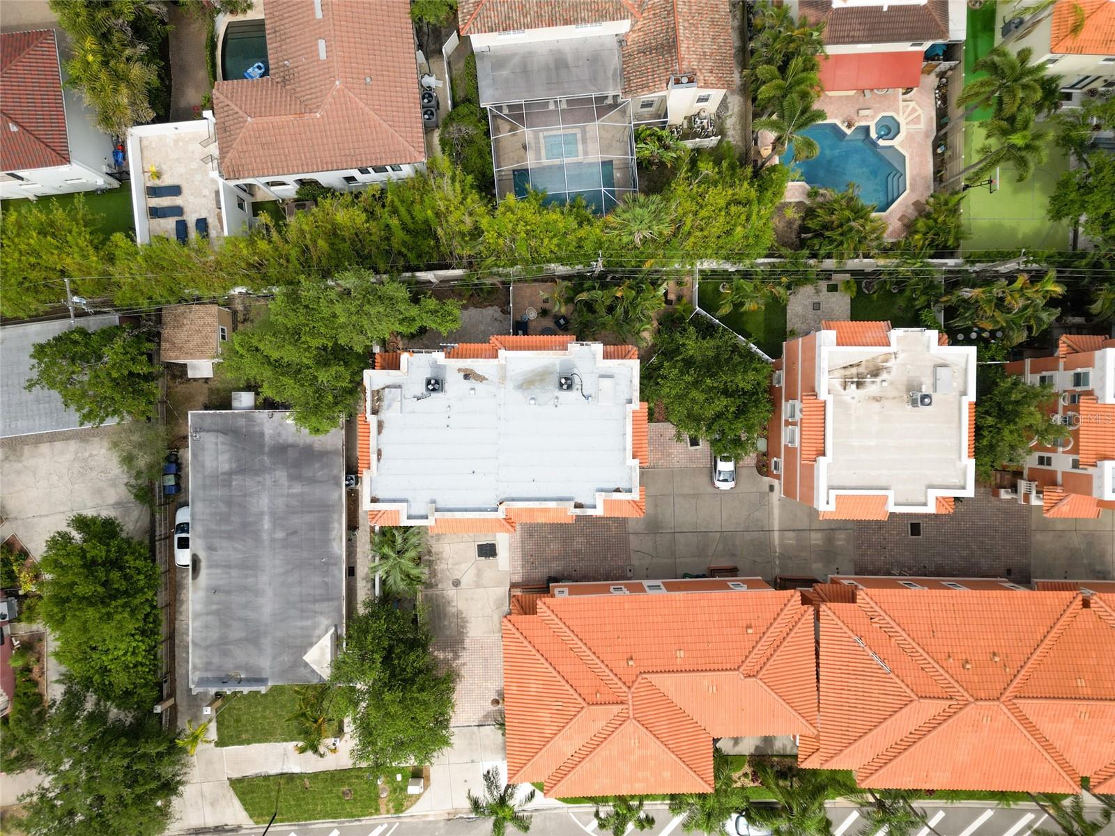 Image 47 of 52 For 904 Villa Venicia Way
