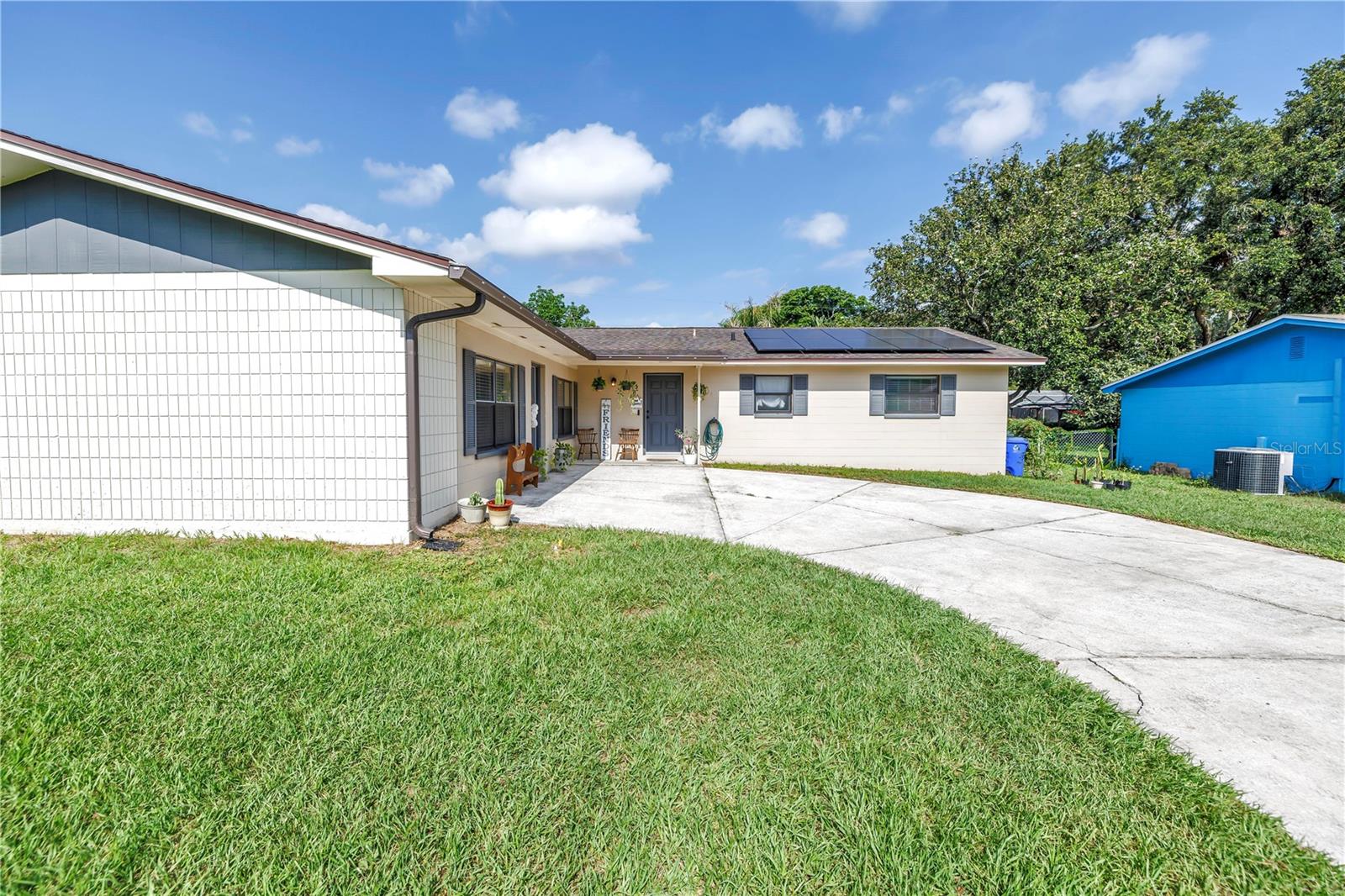 Image 2 of 37 For 4821 Gachet Boulevard