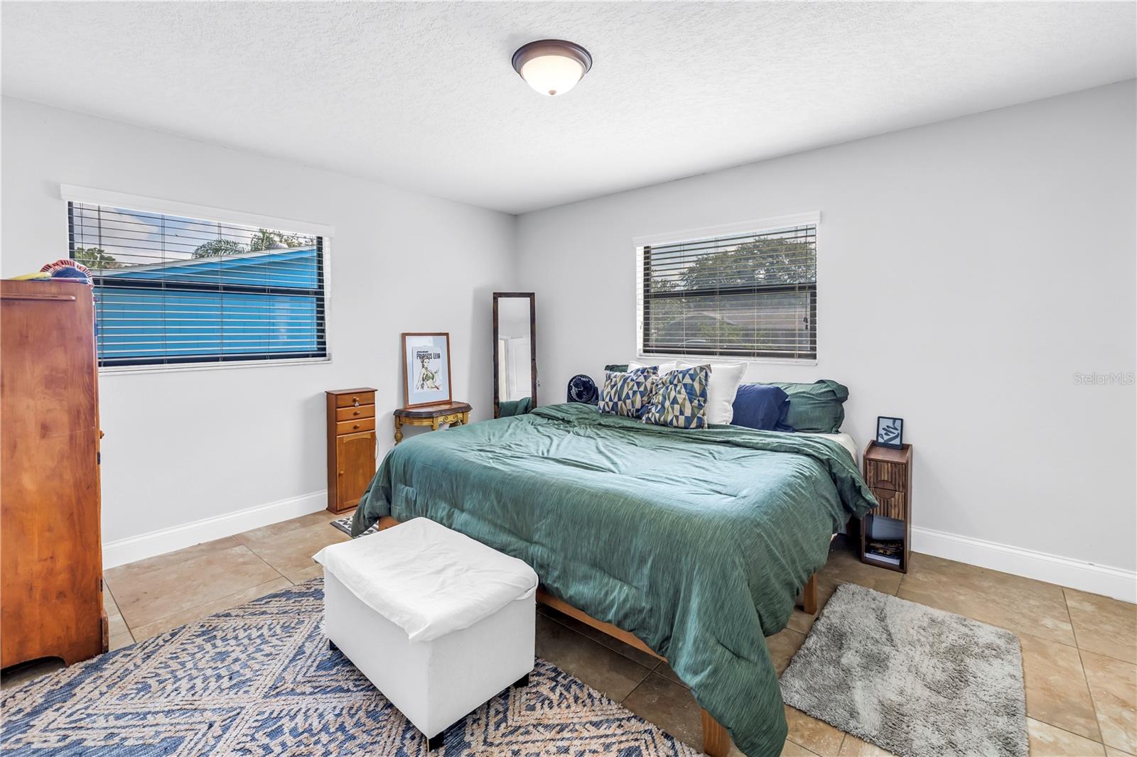 Image 21 of 37 For 4821 Gachet Boulevard