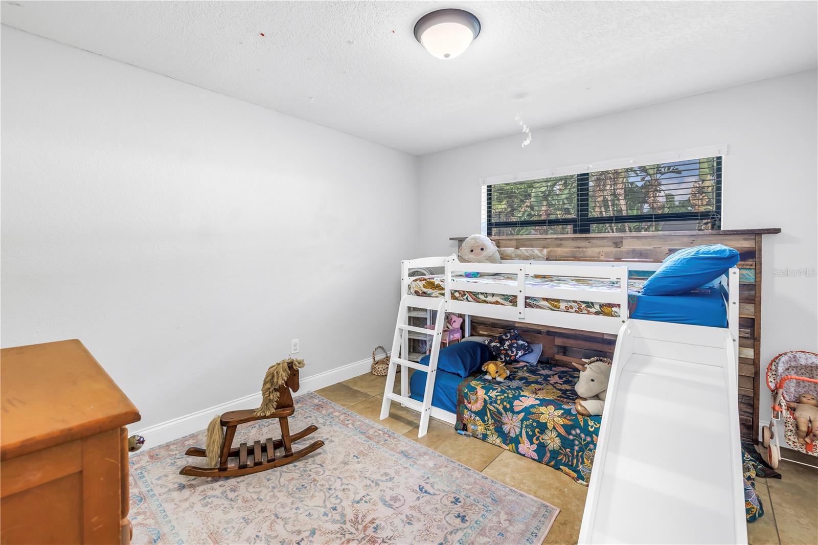 Image 24 of 37 For 4821 Gachet Boulevard