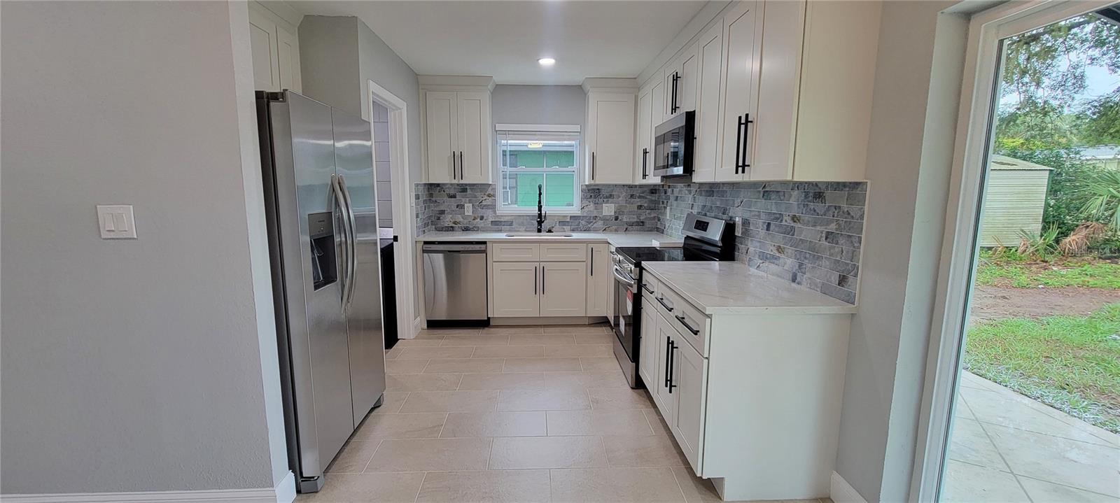 Image 15 of 43 For 4011 Clifton Street