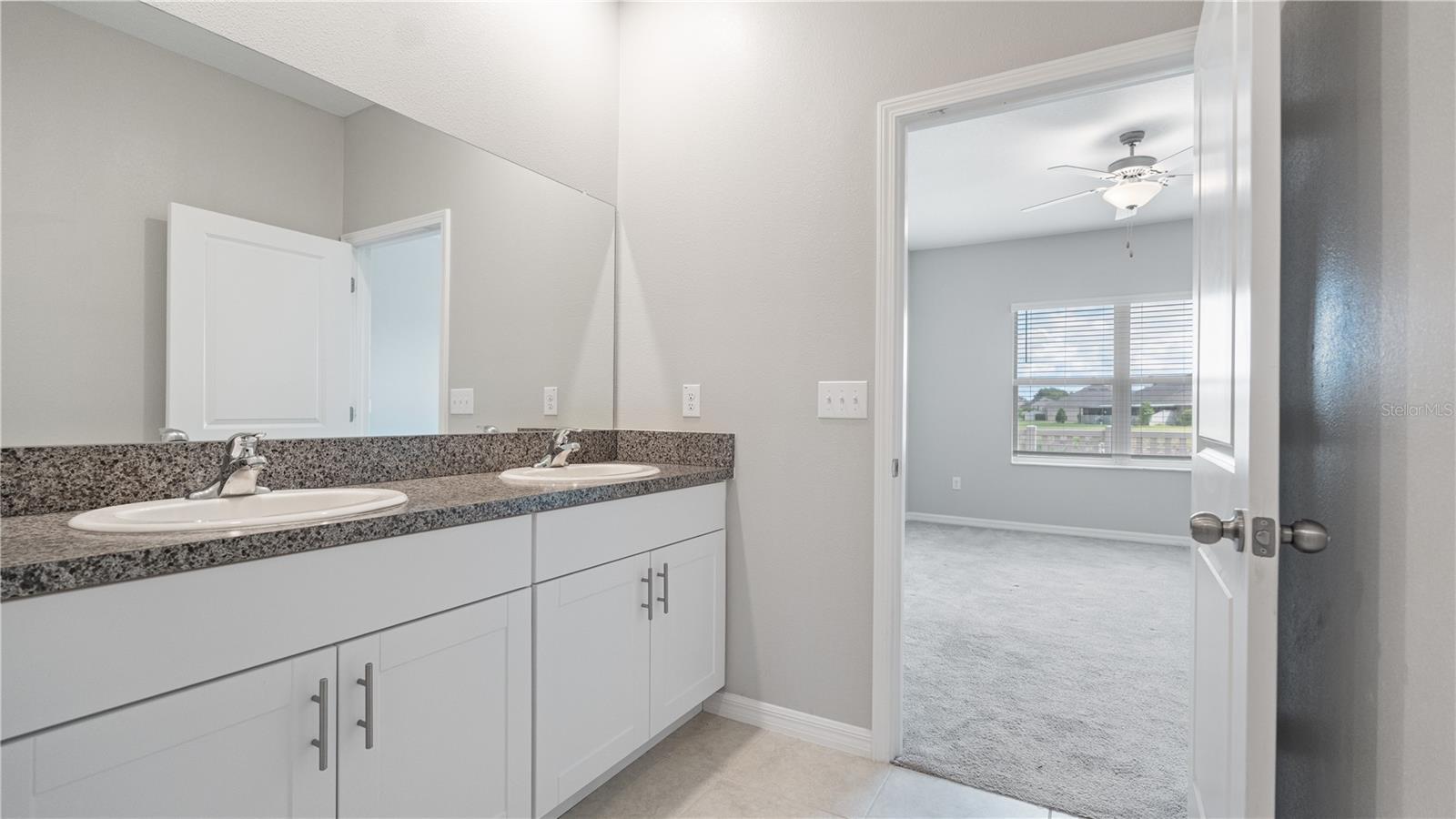 Image 11 of 38 For 13423 Crest Lake Drive