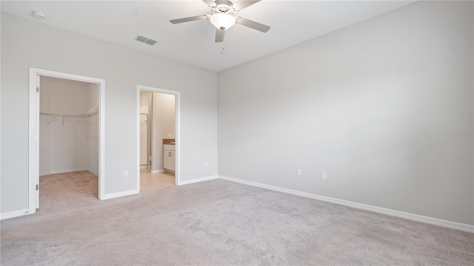 Image 13 of 38 For 13423 Crest Lake Drive