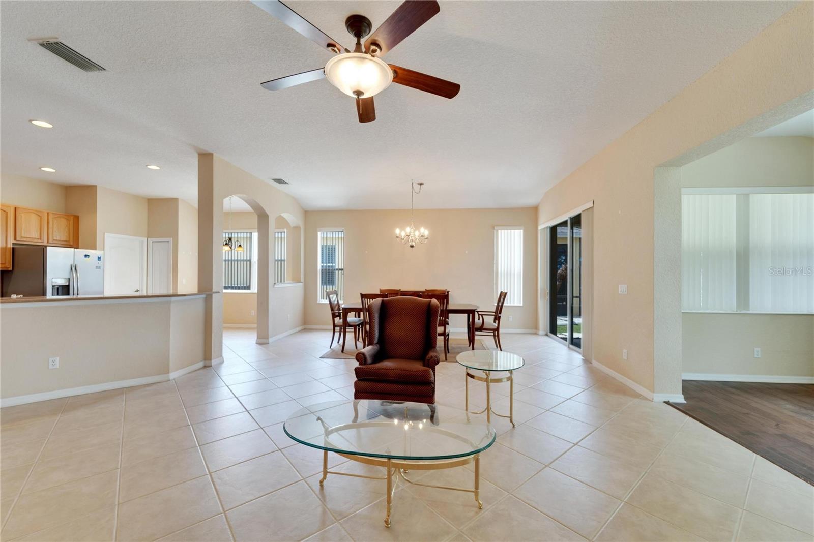 Image 13 of 58 For 1013 Emerald Dunes Drive