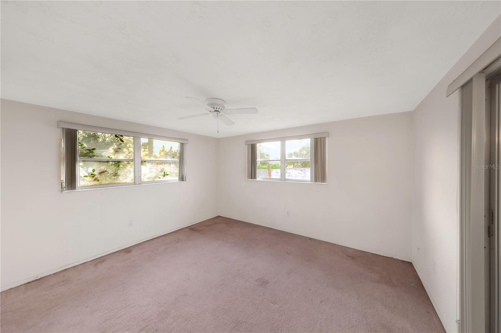 Image 19 of 25 For 3243 Eisenhower Drive