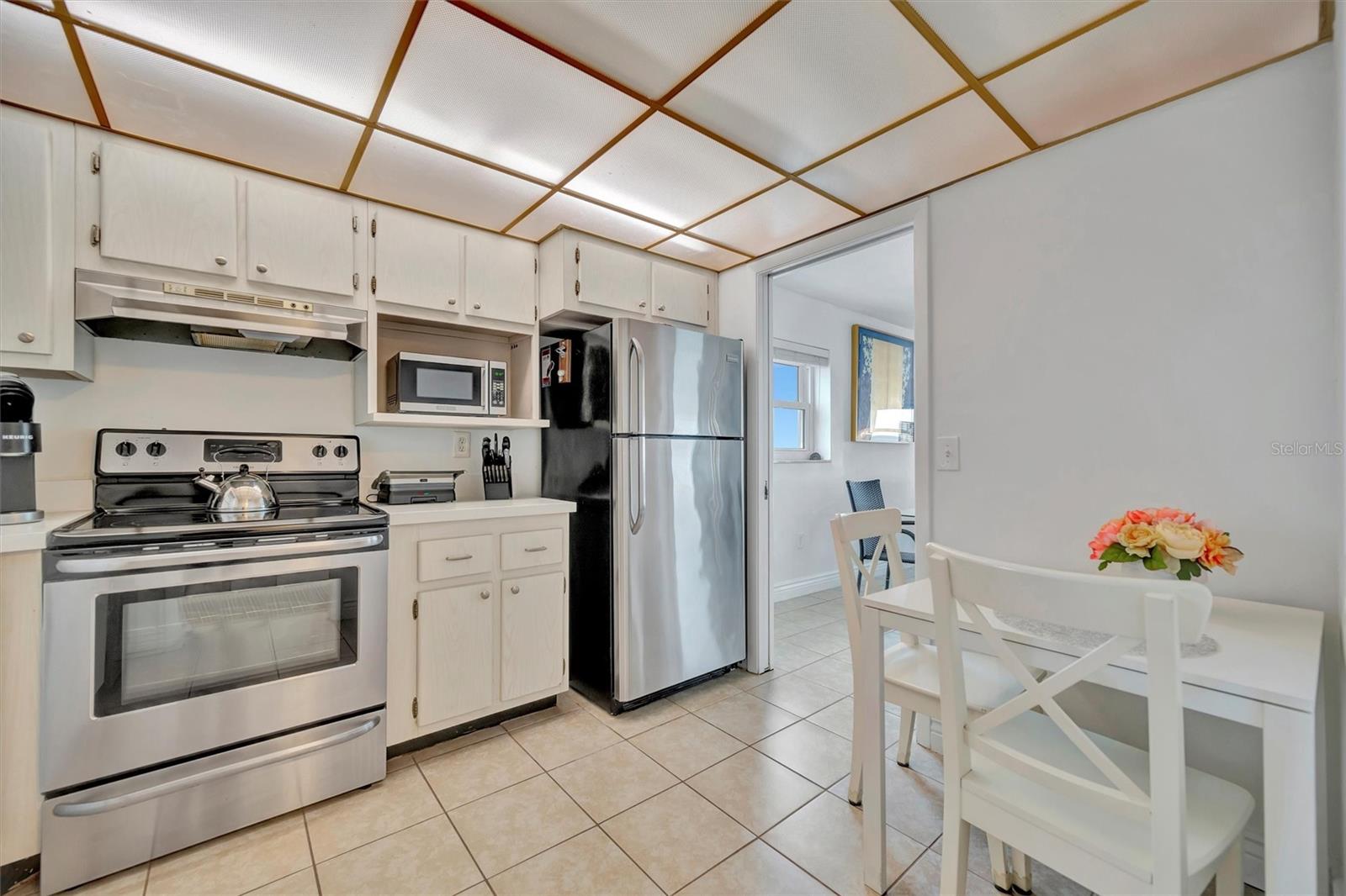 Image 12 of 35 For 1270 Gulf Boulevard 701