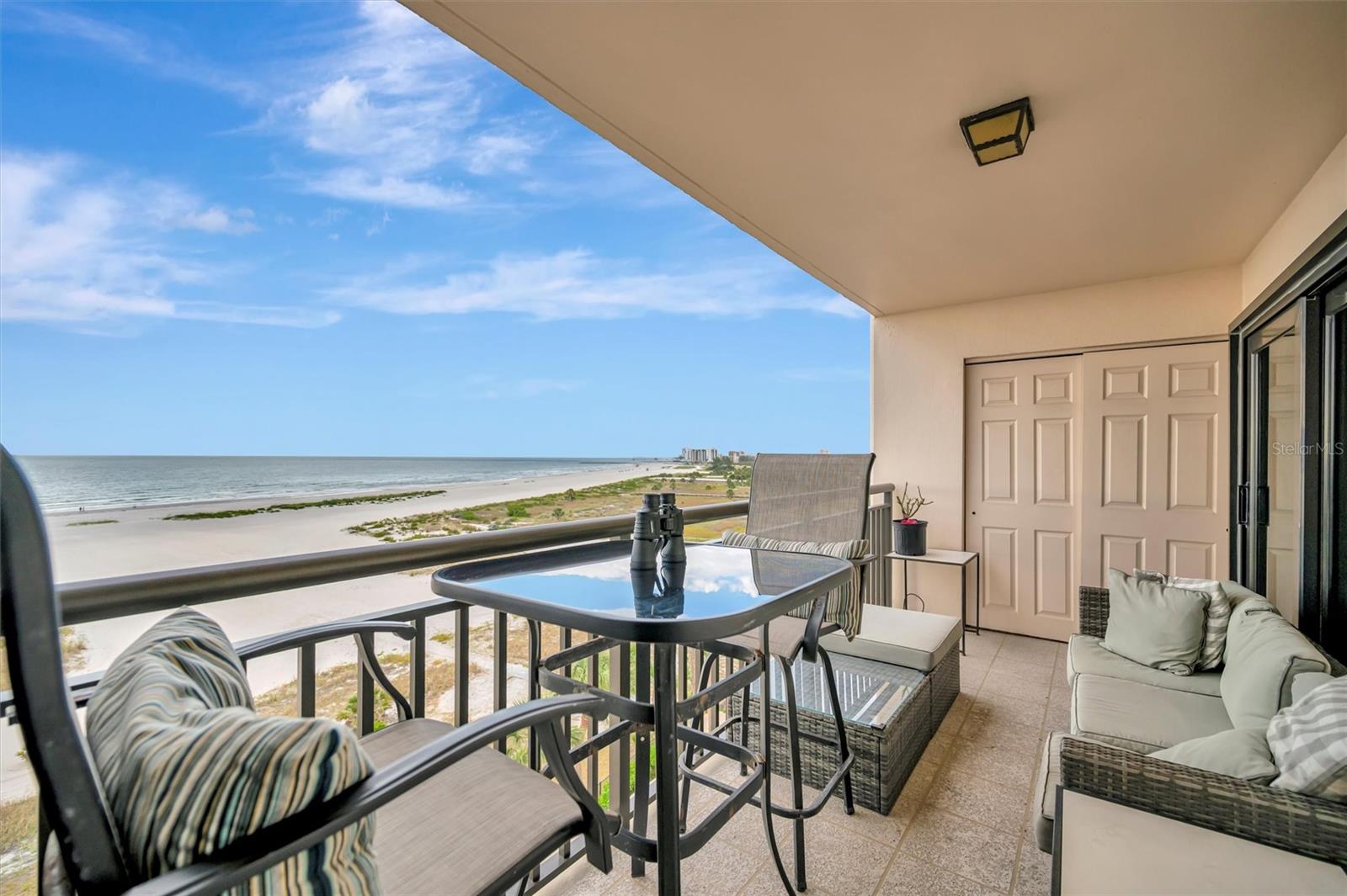 Image 22 of 35 For 1270 Gulf Boulevard 701