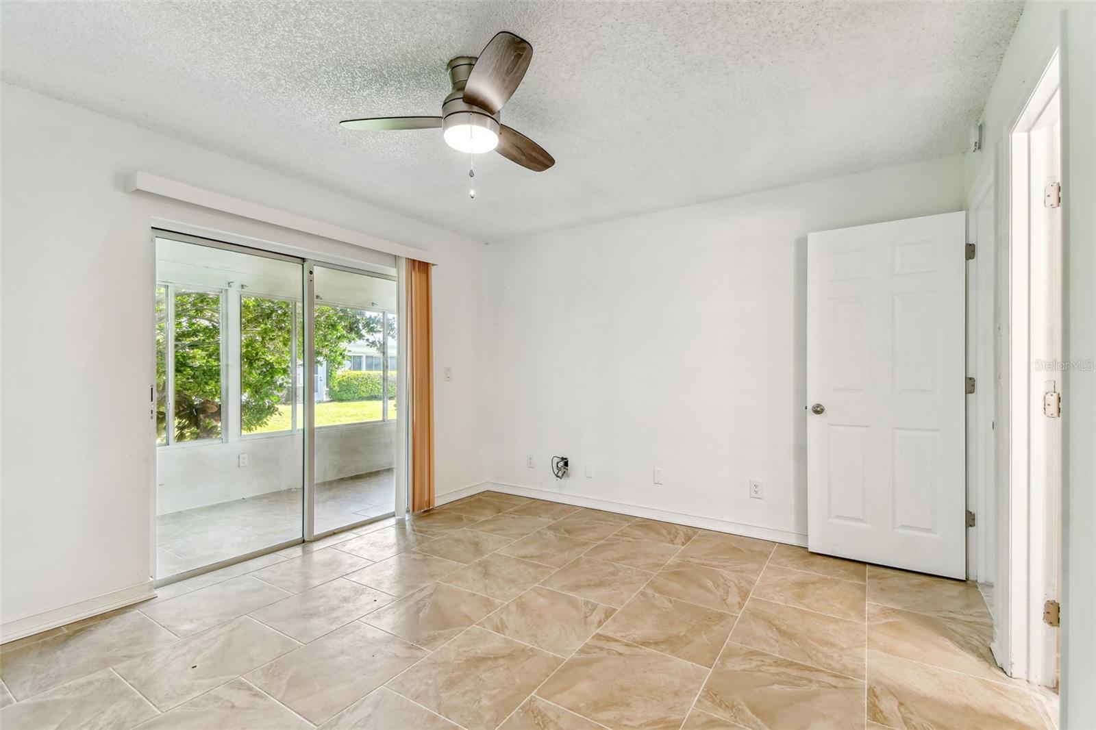 Image 44 of 84 For 232 Hunter Court
