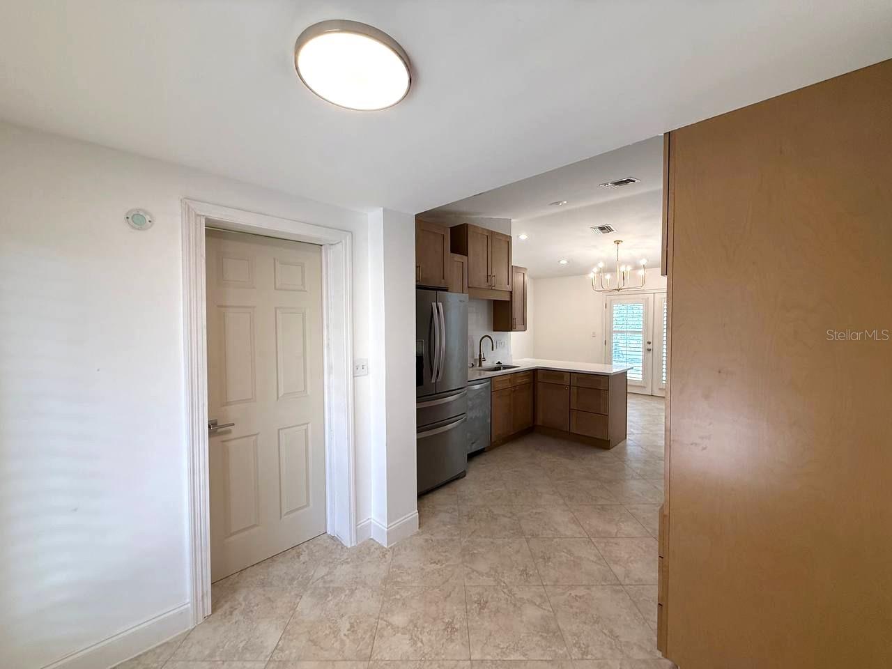Image 11 of 29 For 3002 Meadow Street