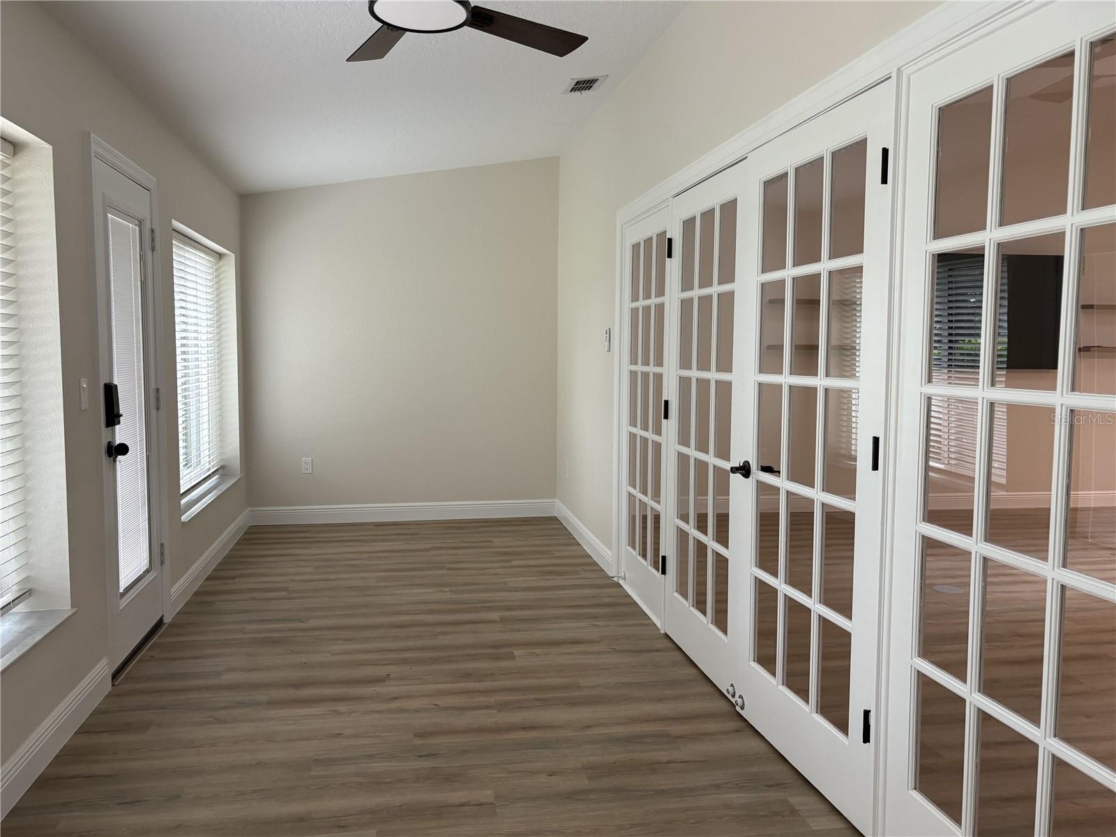 Image 15 of 26 For 6533 Brentwood Drive