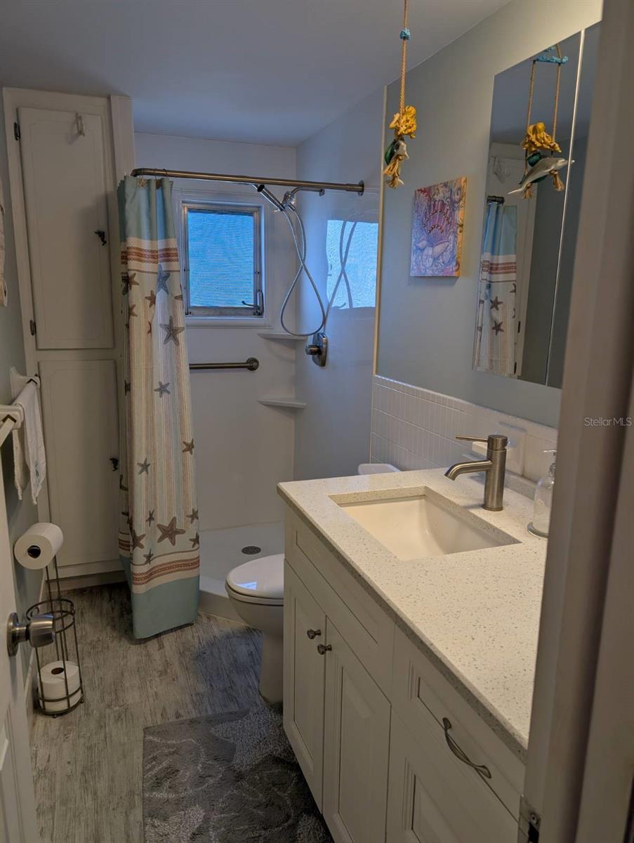Image 10 of 22 For 1898 Shore Drive S 311