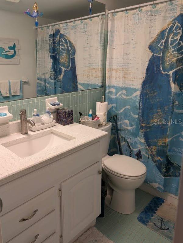 Image 12 of 22 For 1898 Shore Drive S 311