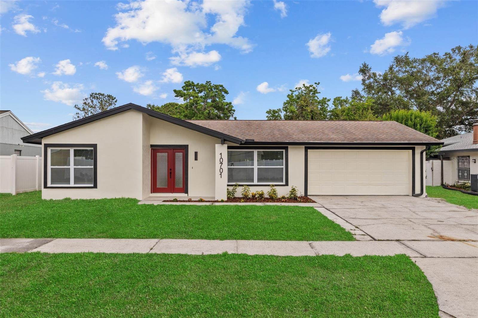 Details for 10701 Glen Ivy Lane, TAMPA, FL 33624