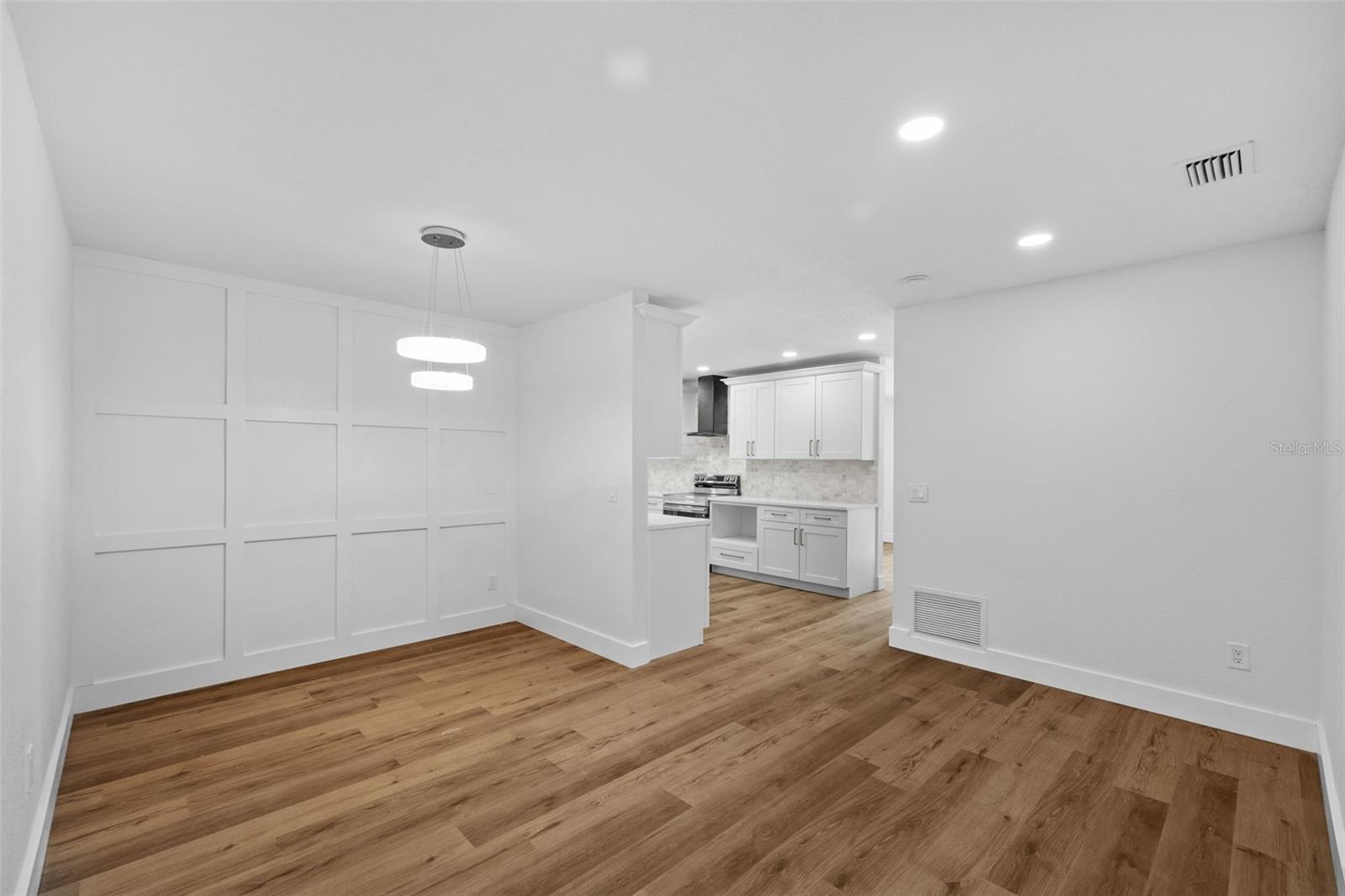 Image 11 of 23 For 10701 Glen Ivy Lane