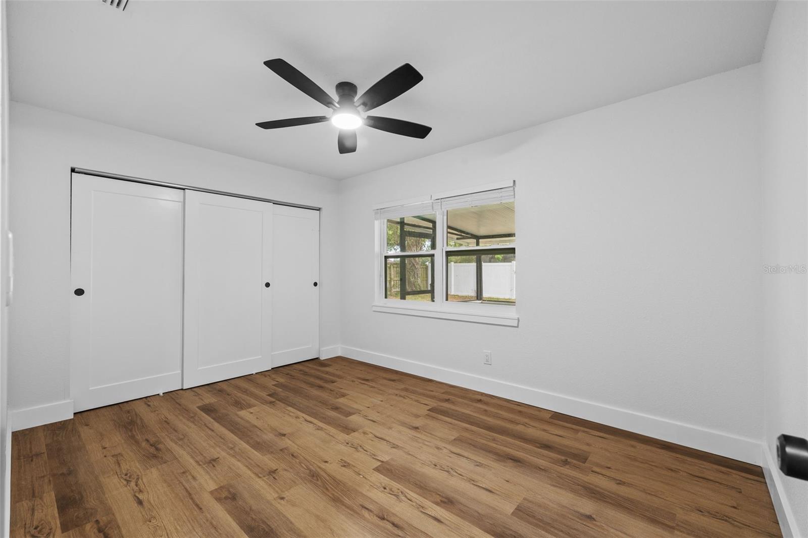 Image 16 of 23 For 10701 Glen Ivy Lane