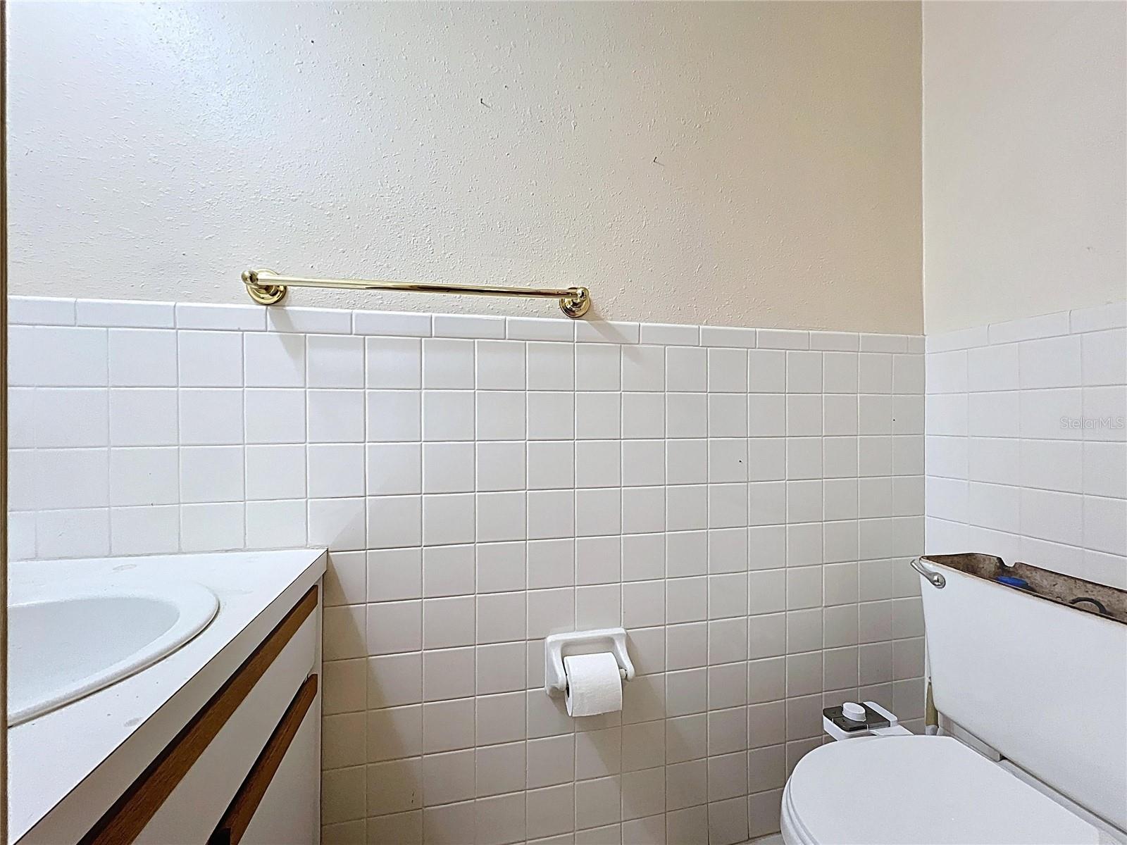 Image 21 of 67 For 2900 Cr 415  