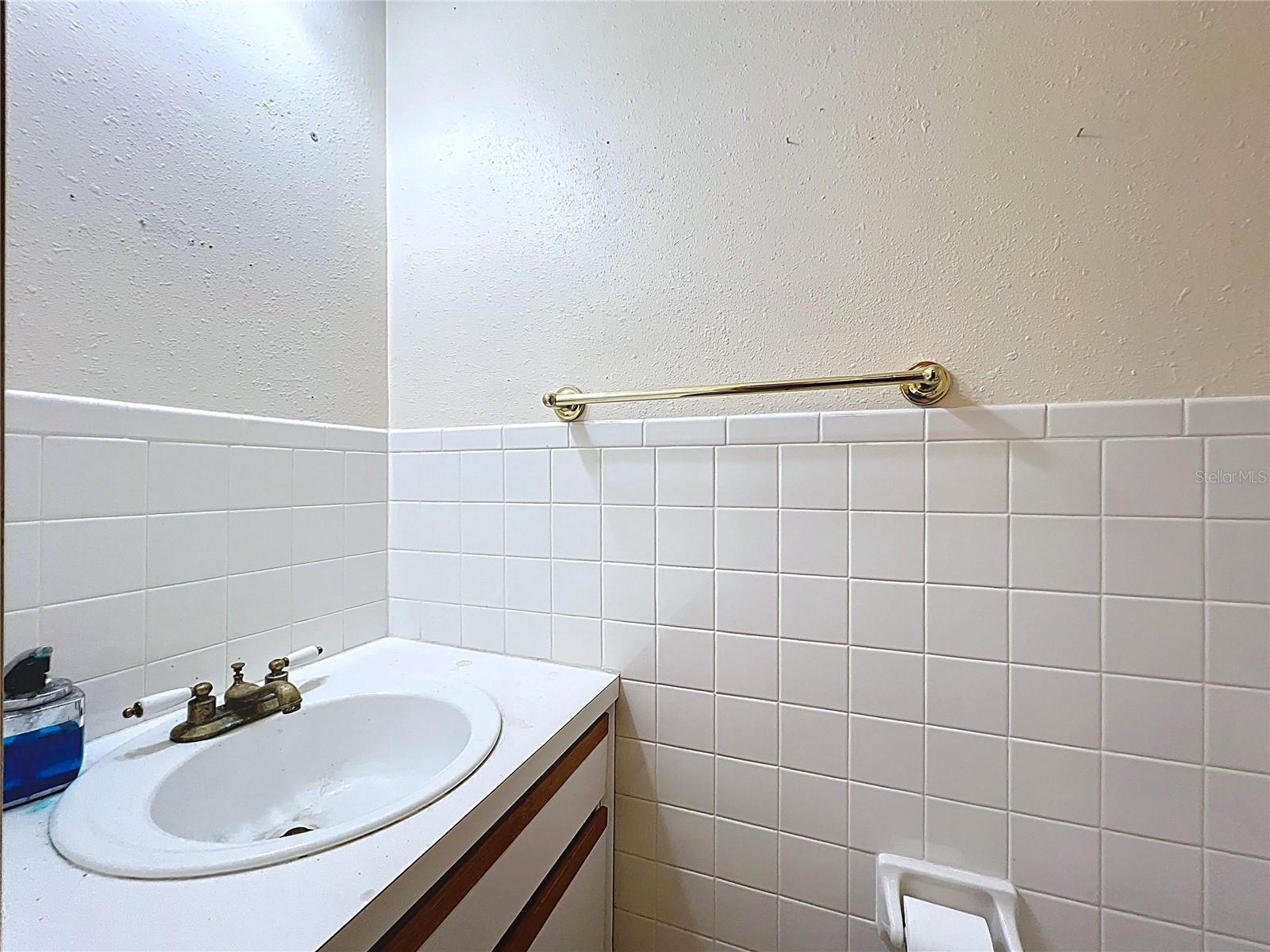 Image 22 of 67 For 2900 Cr 415  