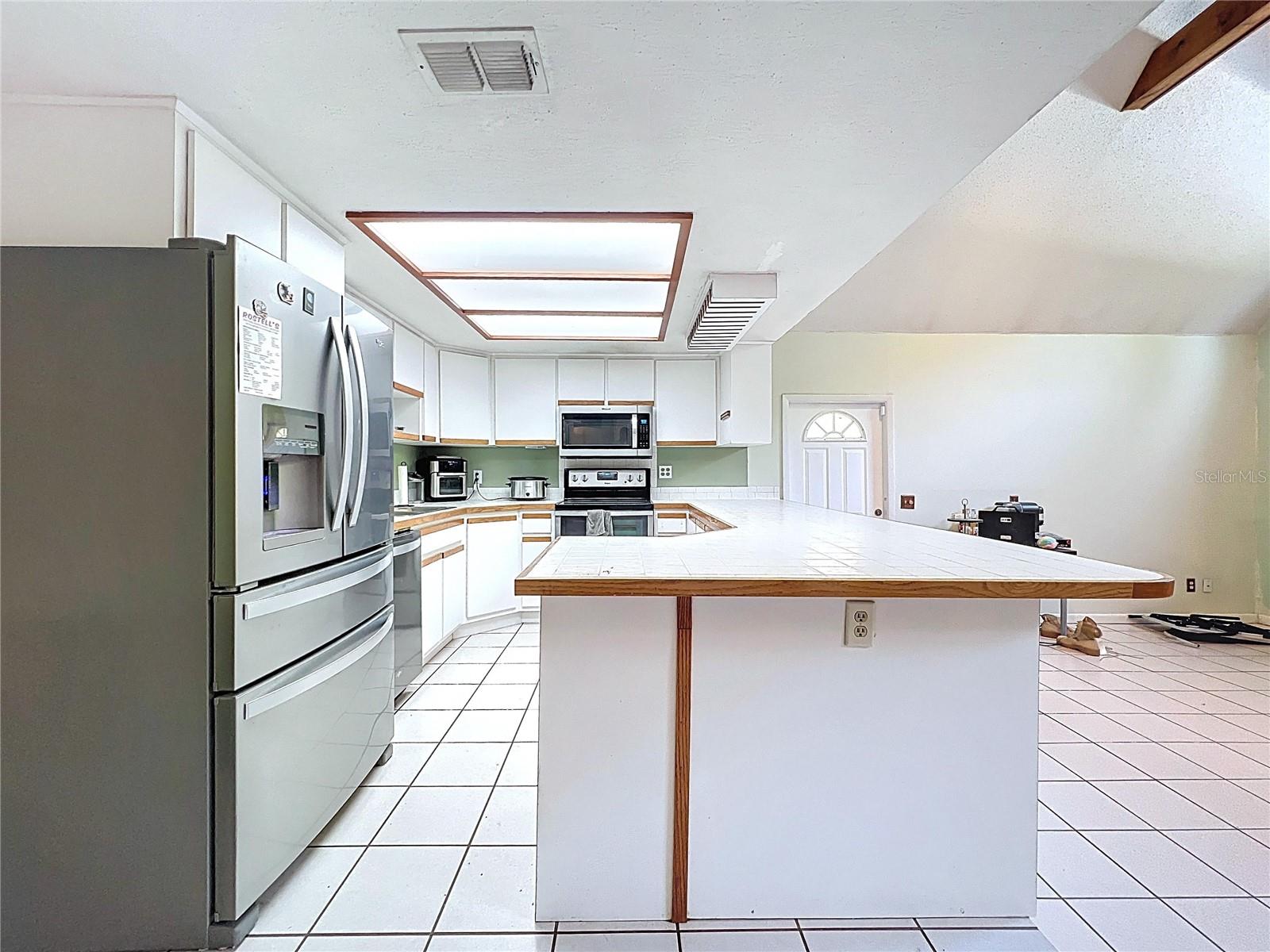Image 50 of 67 For 2900 Cr 415  