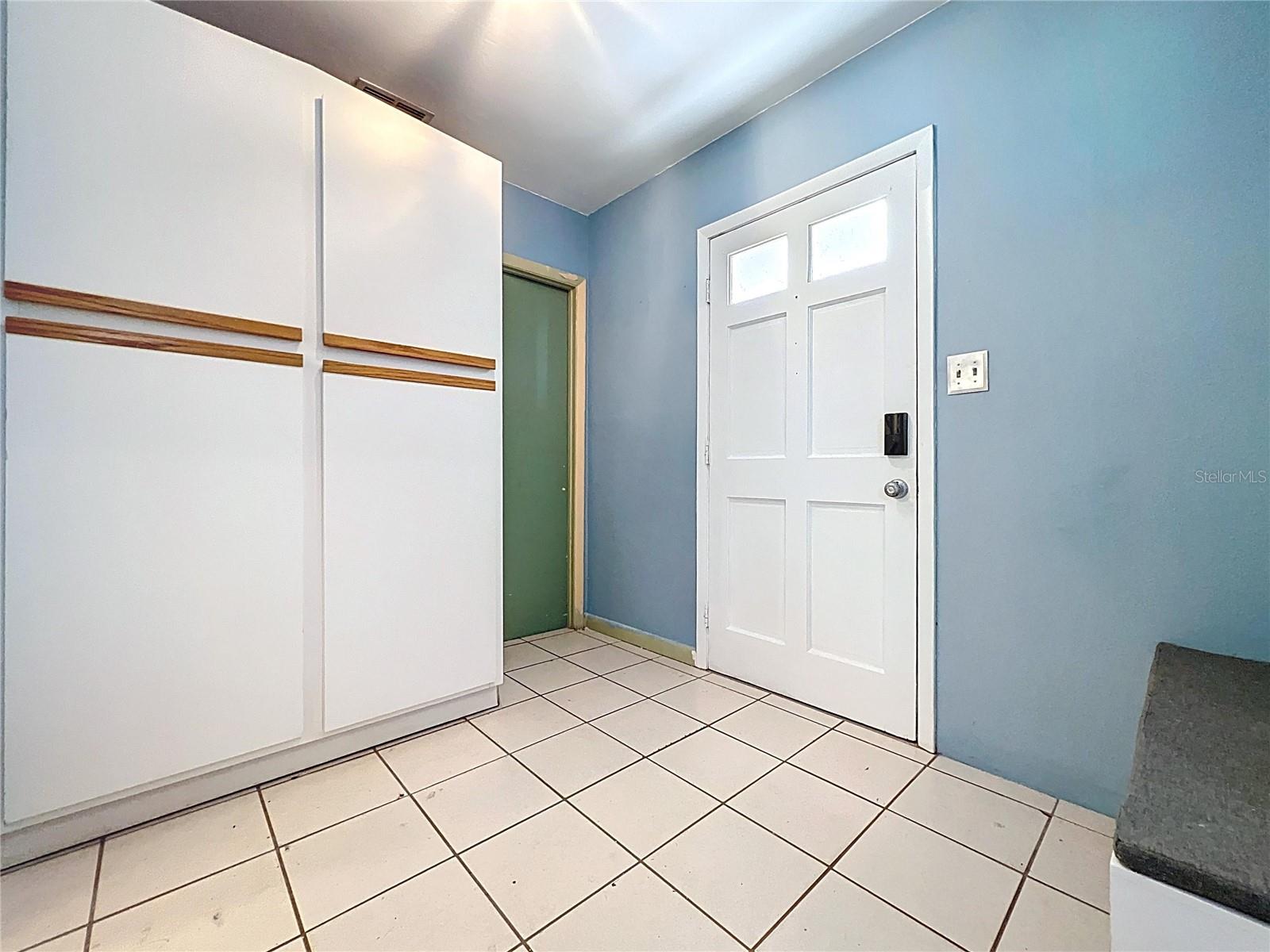 Image 58 of 67 For 2900 Cr 415  