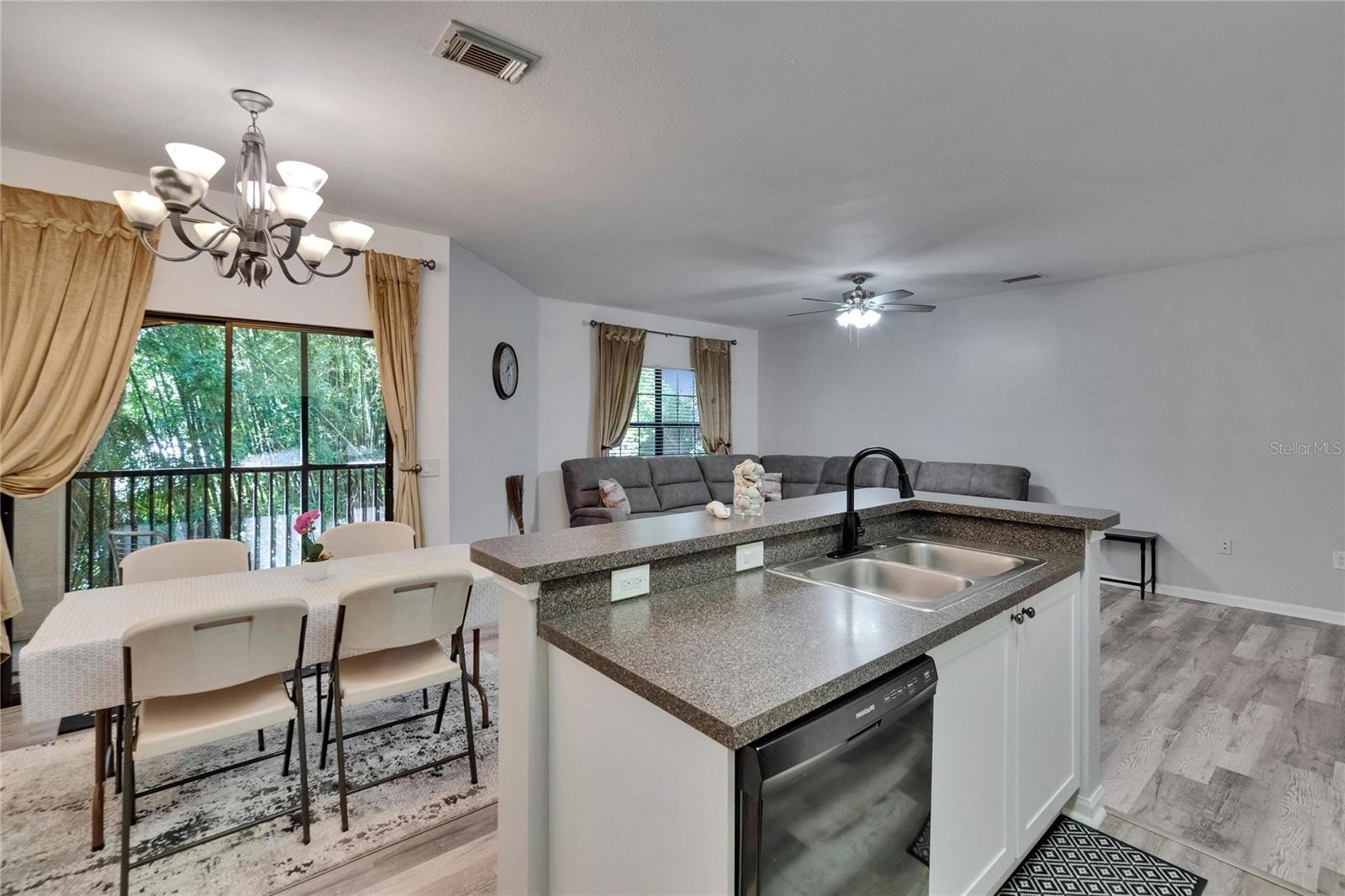 Image 17 of 65 For 2220 Chianti Place 8-0828