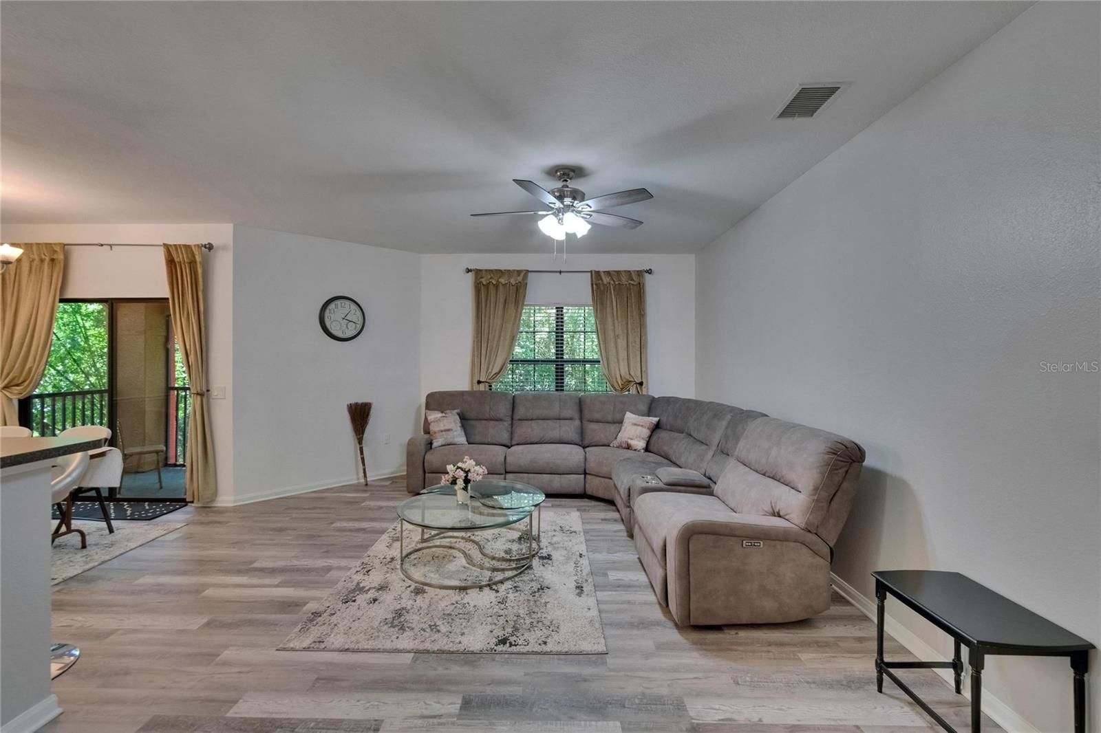 Image 6 of 65 For 2220 Chianti Place 8-0828