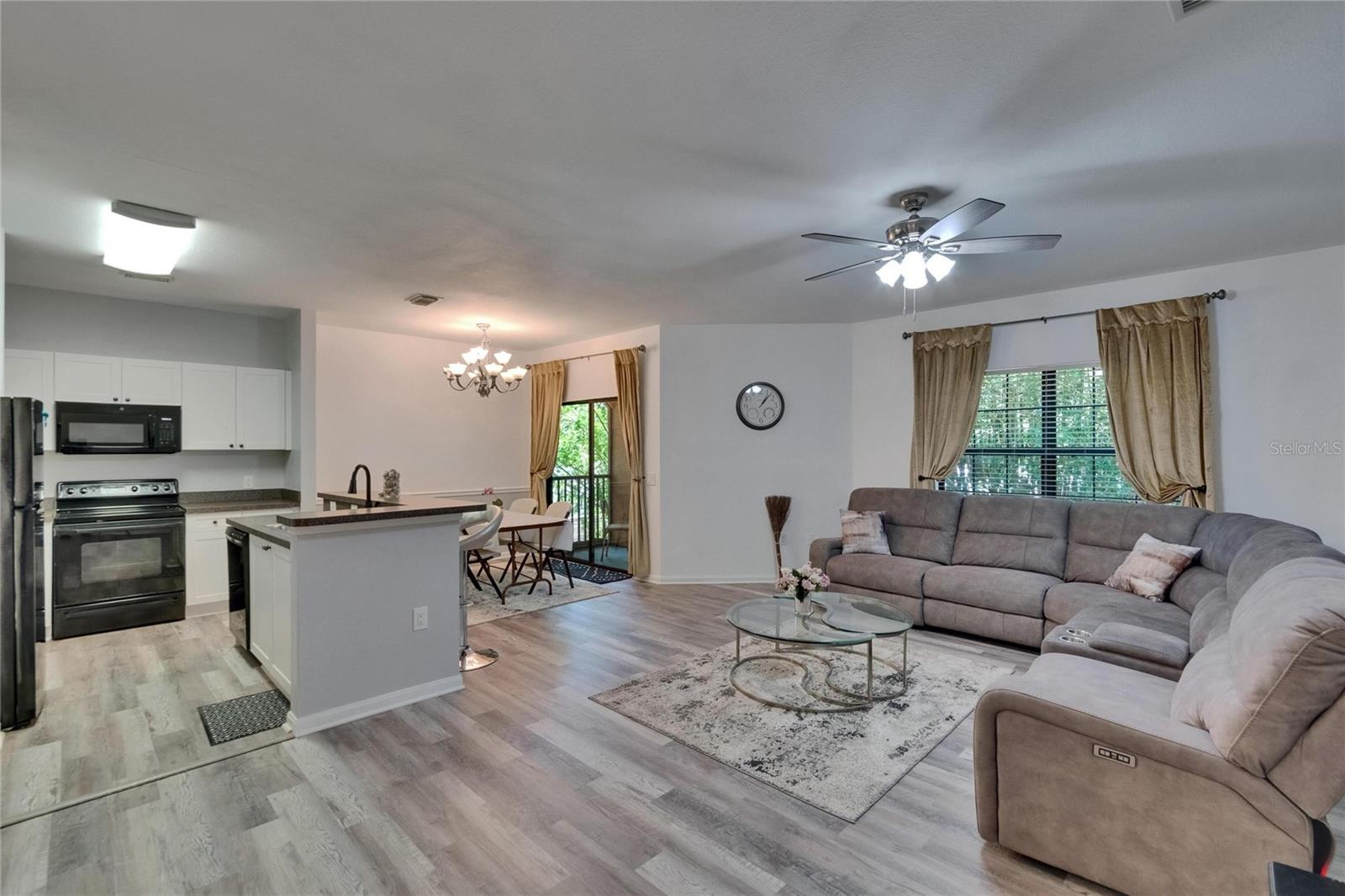 Image 7 of 65 For 2220 Chianti Place 8-0828