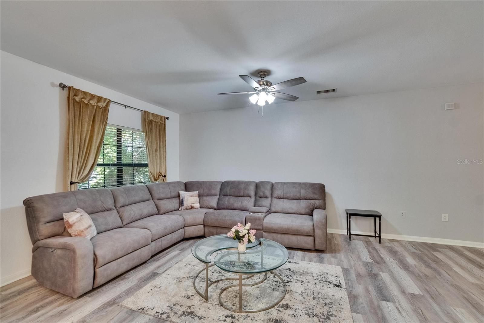 Image 9 of 65 For 2220 Chianti Place 8-0828