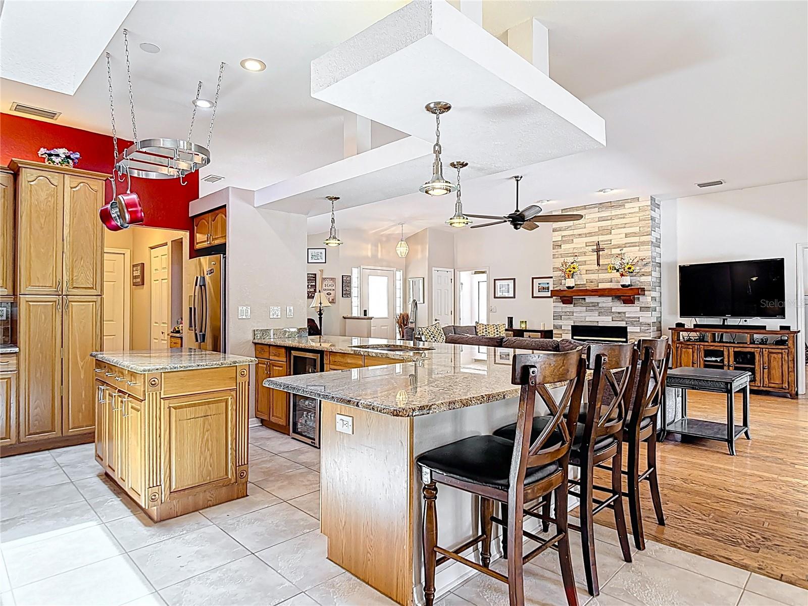 Image 10 of 44 For 3001 Regal Oaks Boulevard