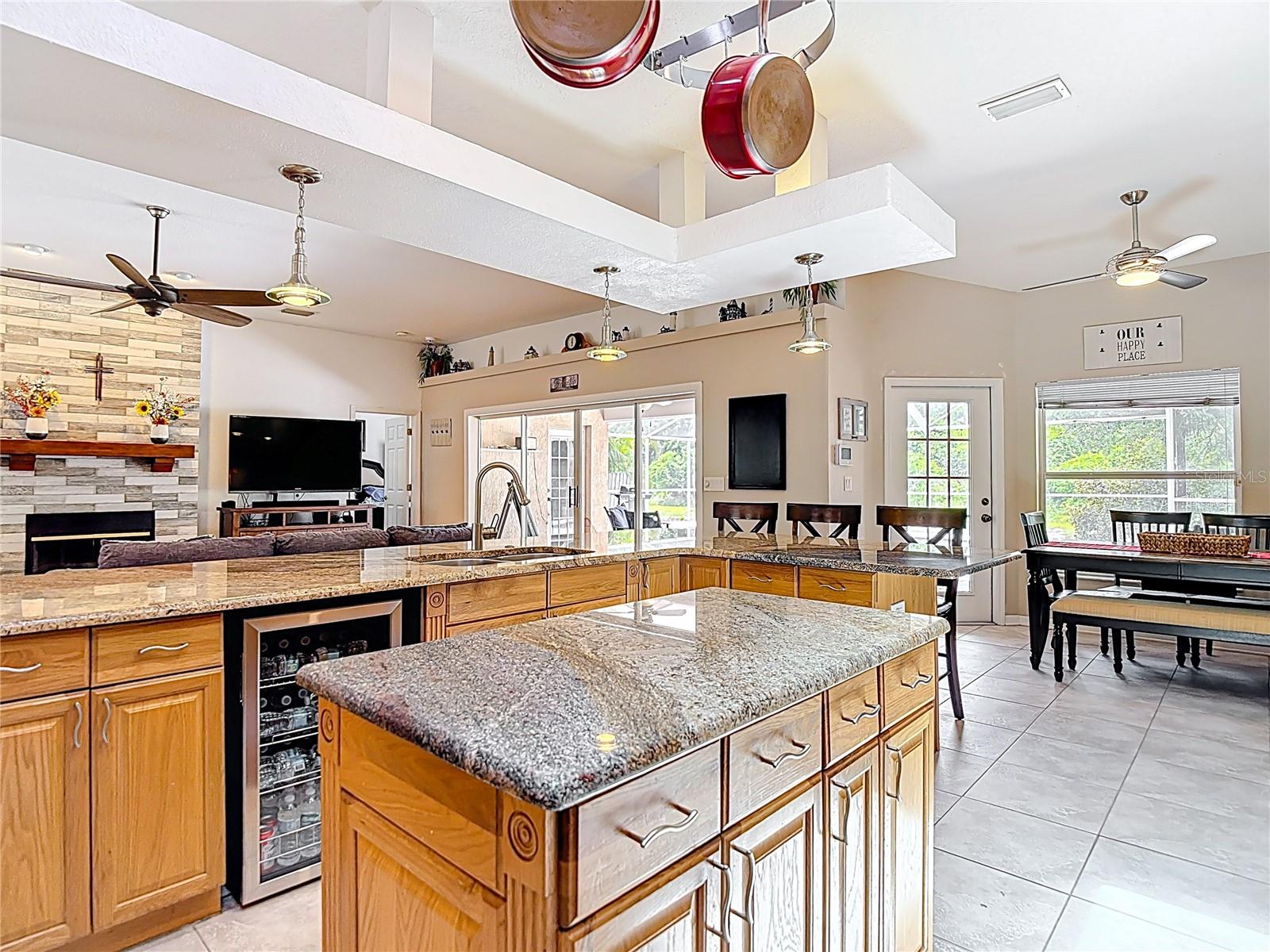 Image 12 of 44 For 3001 Regal Oaks Boulevard