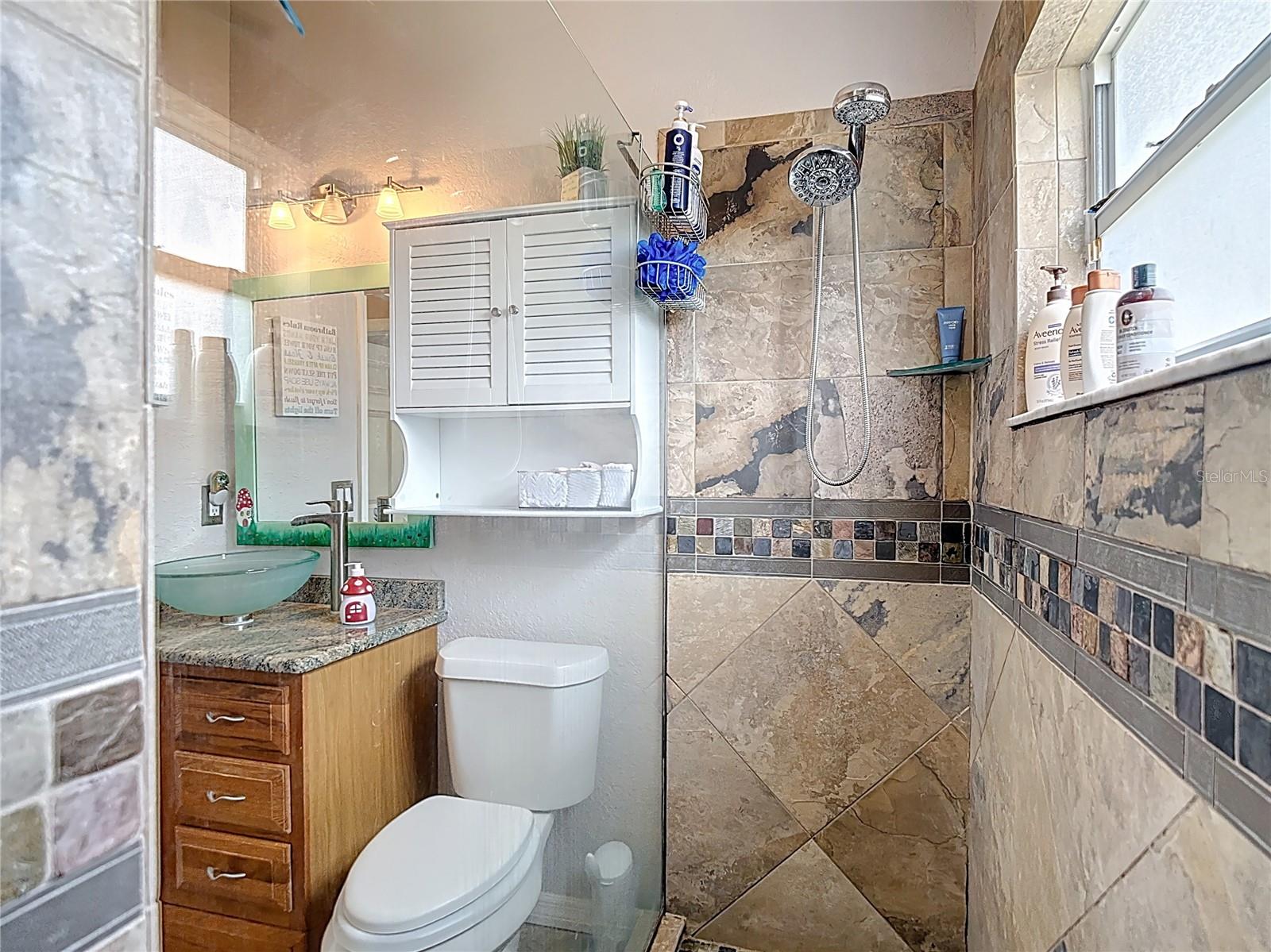 Image 29 of 44 For 3001 Regal Oaks Boulevard