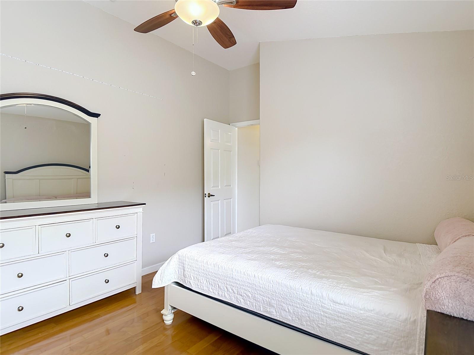 Image 31 of 44 For 3001 Regal Oaks Boulevard