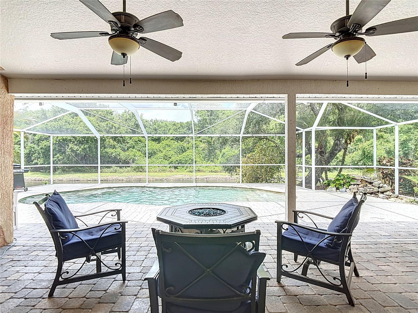Image 33 of 44 For 3001 Regal Oaks Boulevard