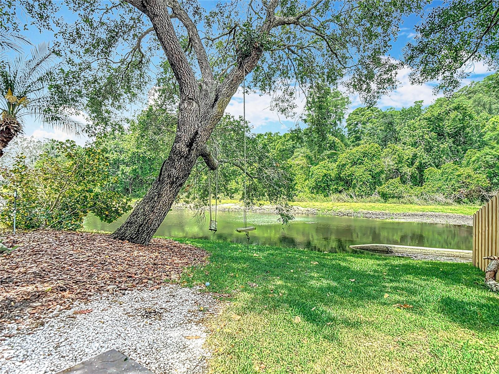Image 40 of 44 For 3001 Regal Oaks Boulevard