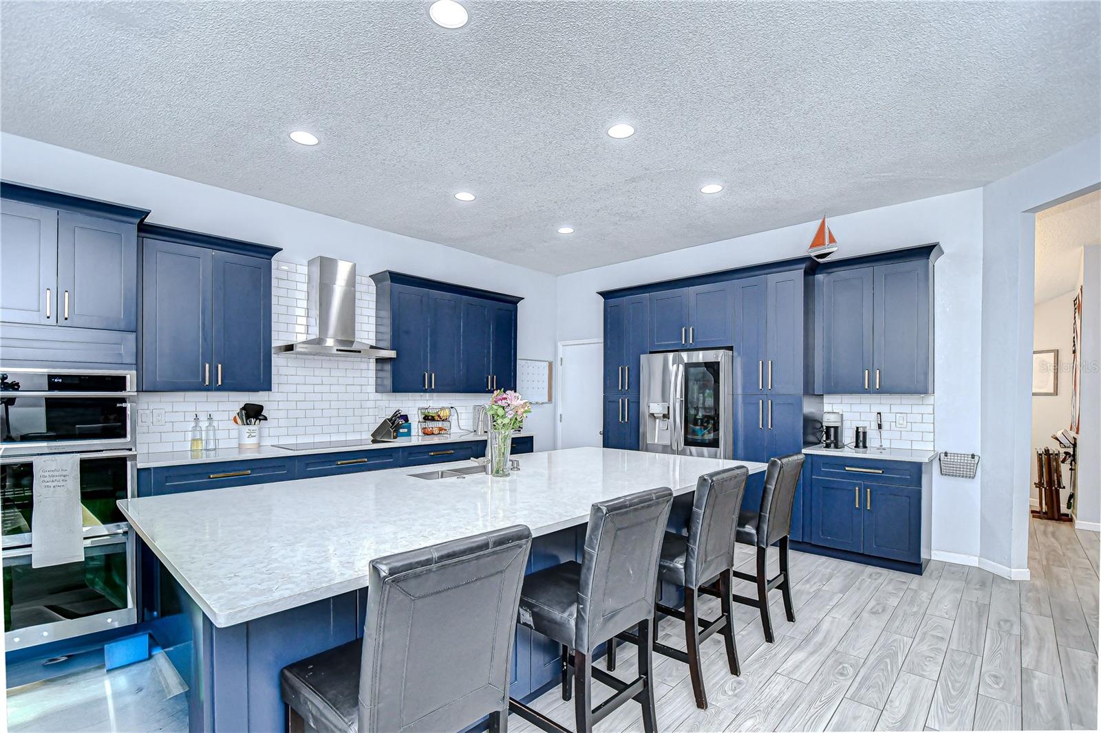 Listing photo id 8 for 2020 Elk Spring Drive
