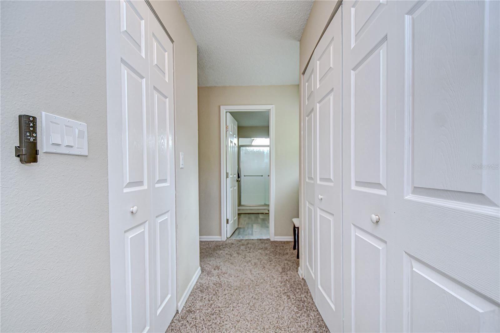 Listing photo id 15 for 2020 Elk Spring Drive