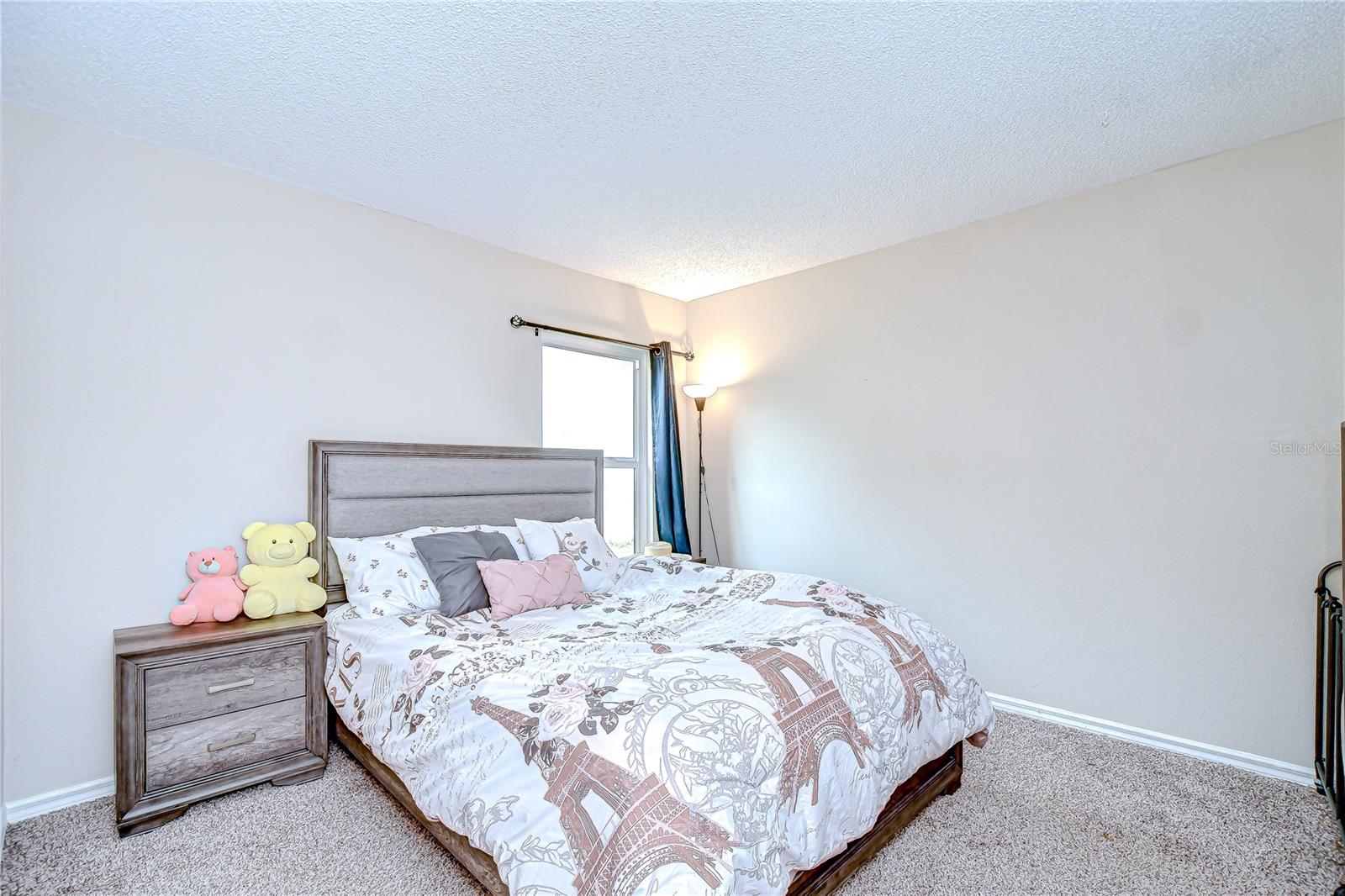 Listing photo id 18 for 2020 Elk Spring Drive