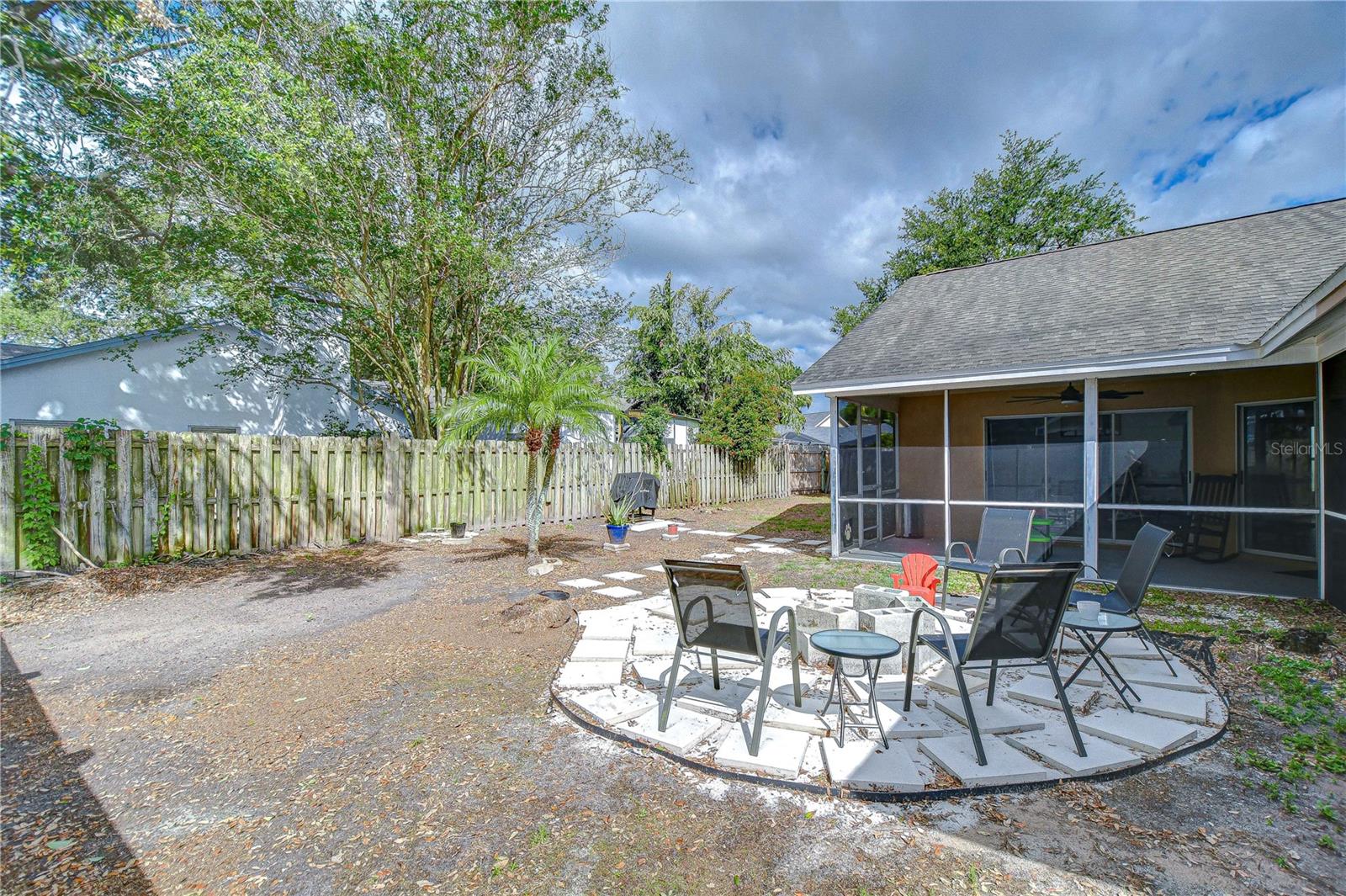 Listing photo id 23 for 2020 Elk Spring Drive