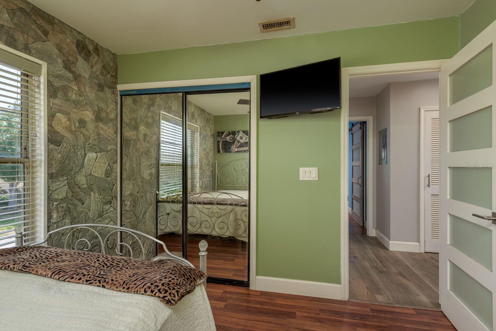 Image 13 of 18 For 1250 Pinellas Avenue 214