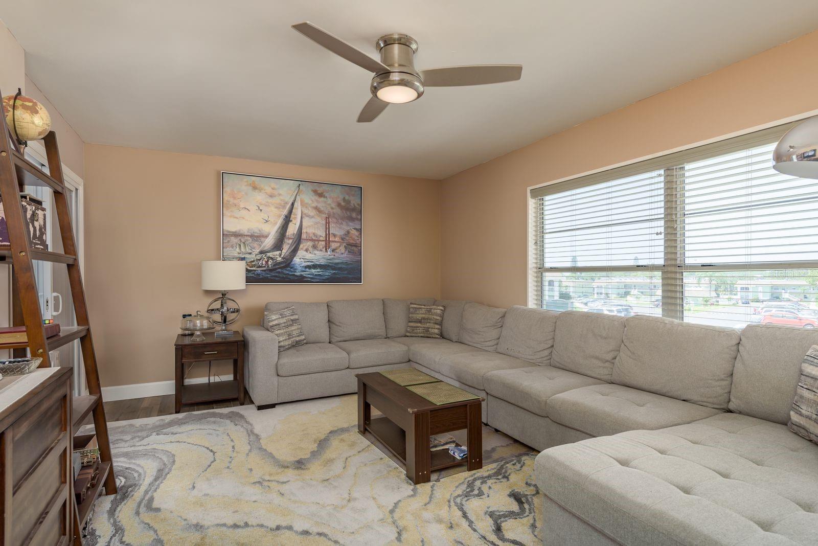 Image 5 of 18 For 1250 Pinellas Avenue 214