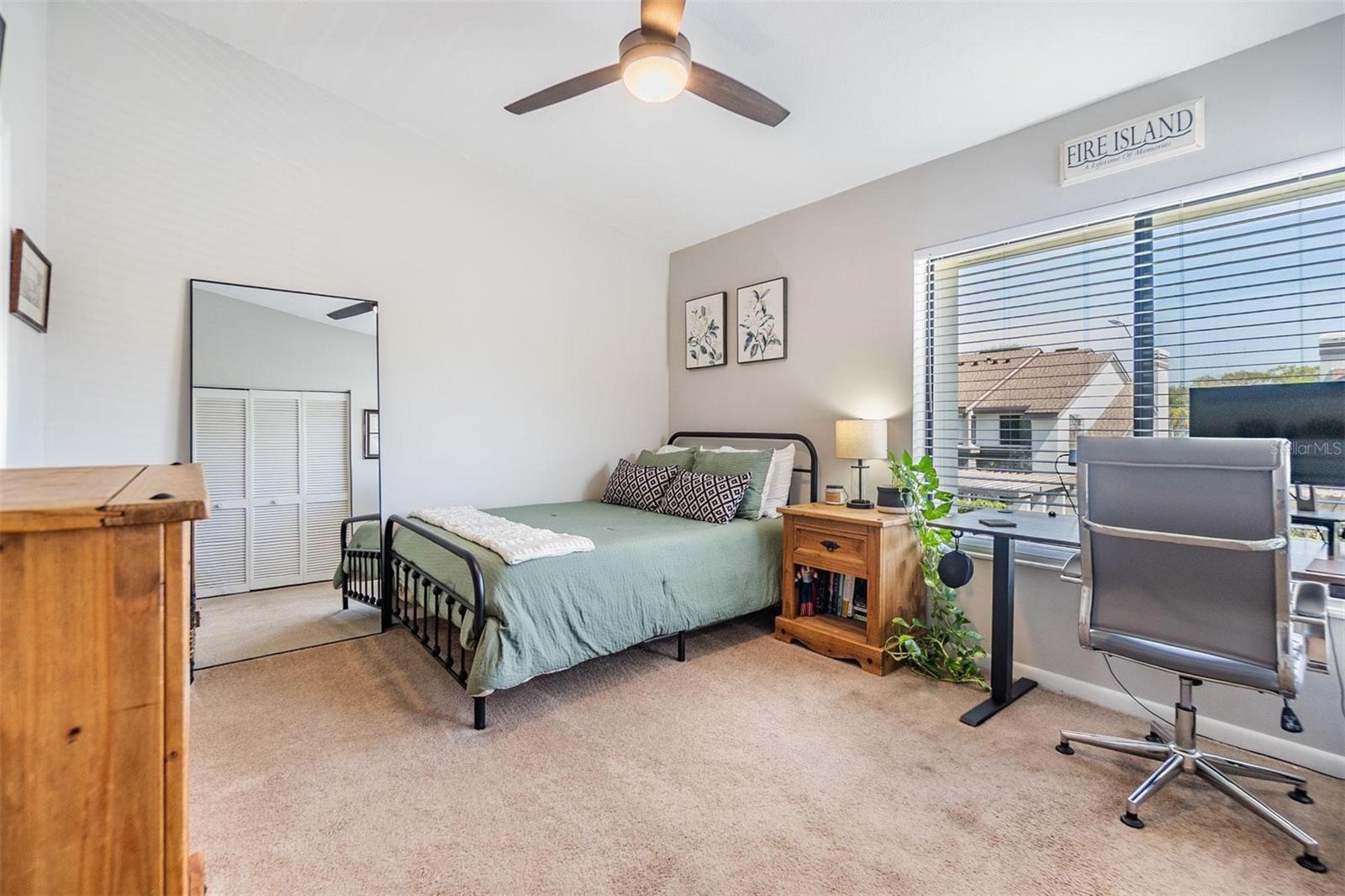 Listing photo id 17 for 1837 Lake Cypress Drive 504