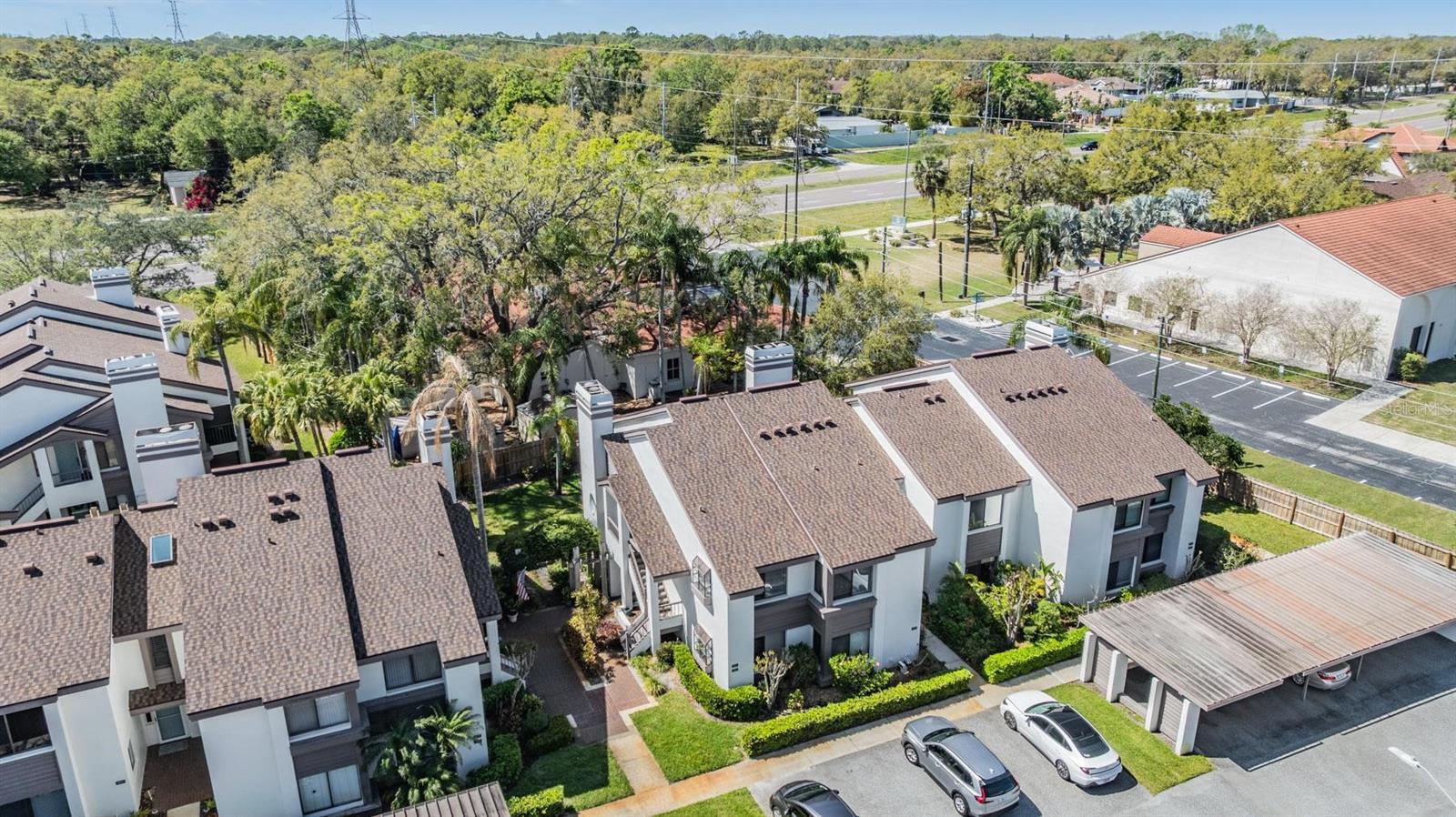 Listing photo id 23 for 1837 Lake Cypress Drive 504
