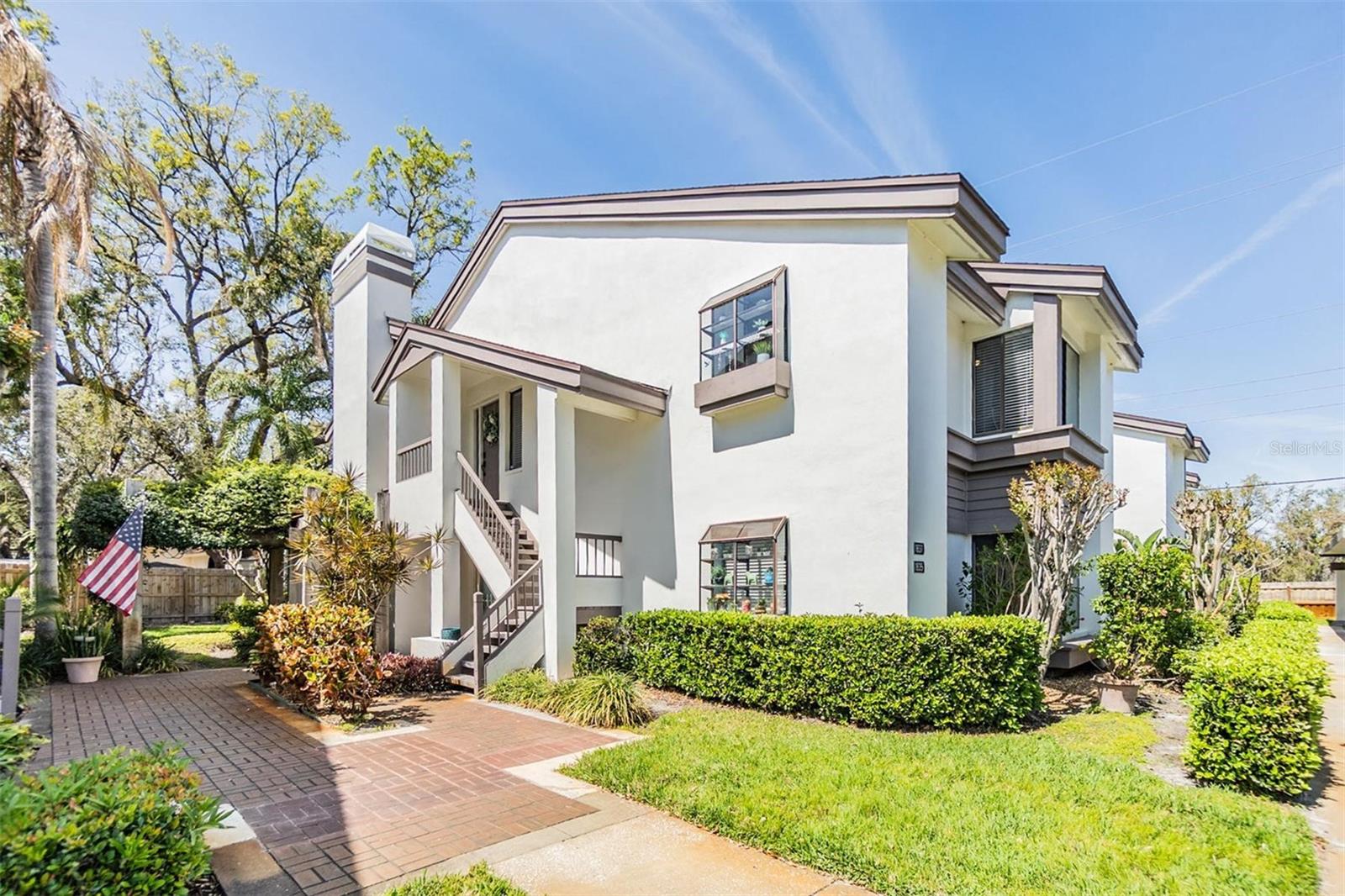 Listing photo id 26 for 1837 Lake Cypress Drive 504