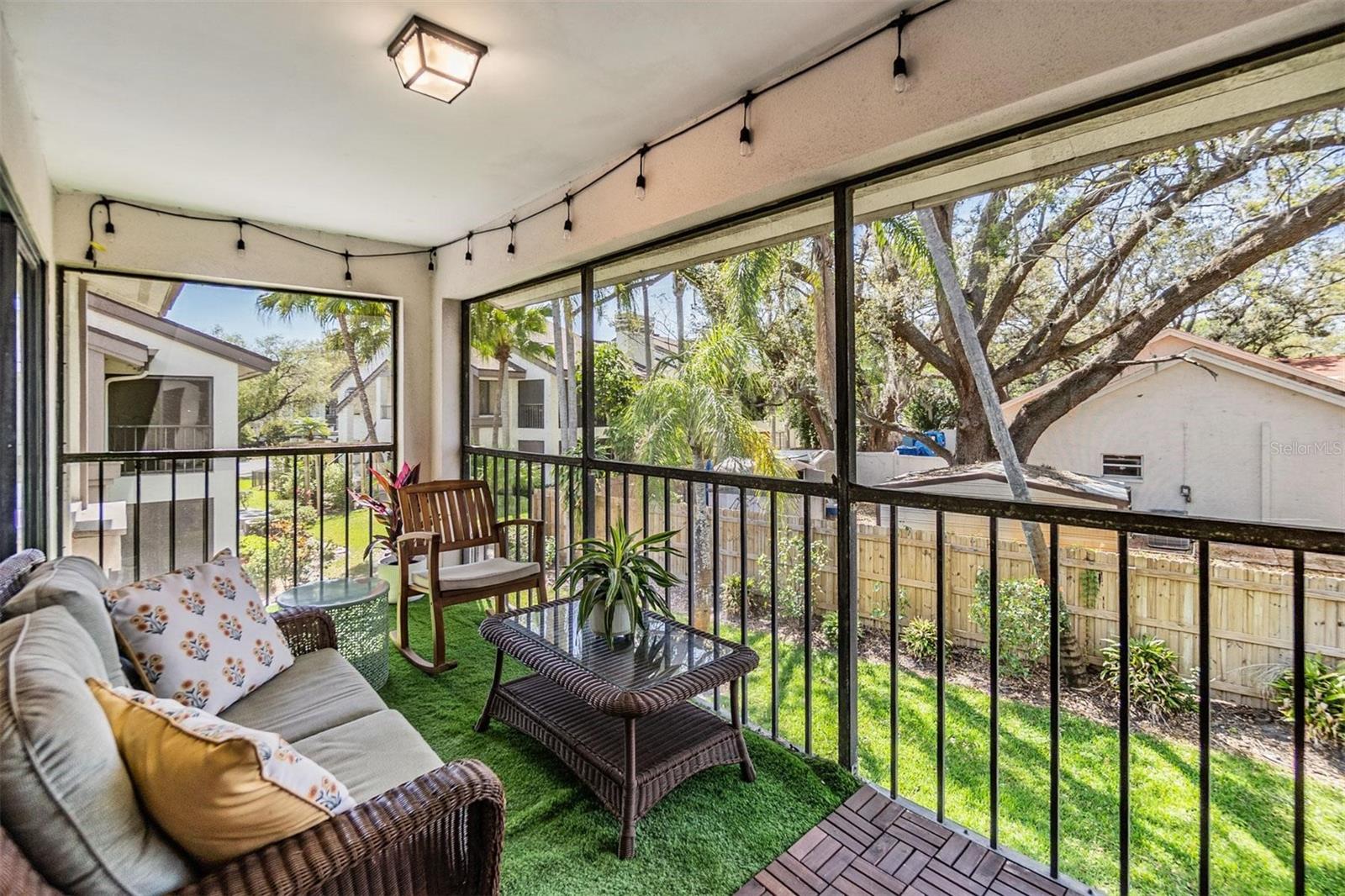 Listing photo id 1 for 1837 Lake Cypress Drive 504