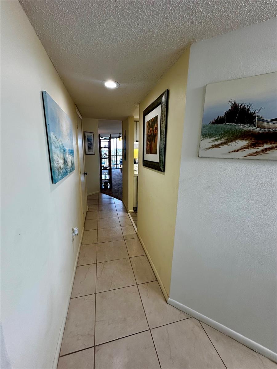 Image 4 of 37 For 1316 Pasadena Avenue S 508